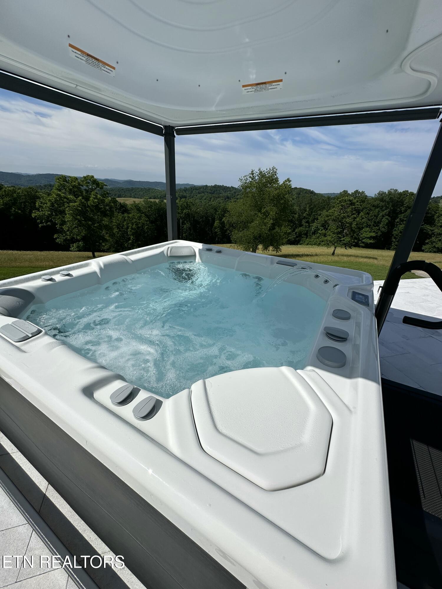 447 Walker Road Sharps Chapel TN 37866