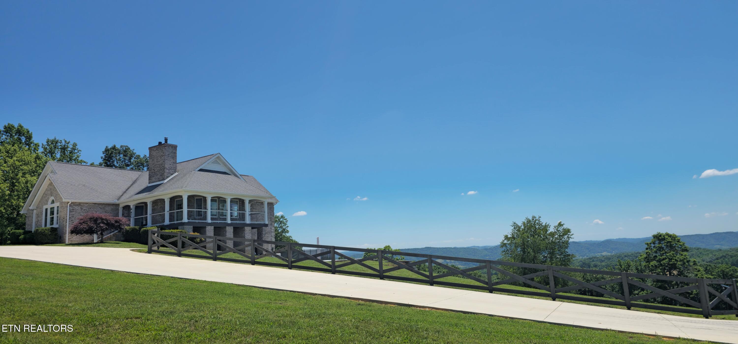447 Walker Road Sharps Chapel TN 37866