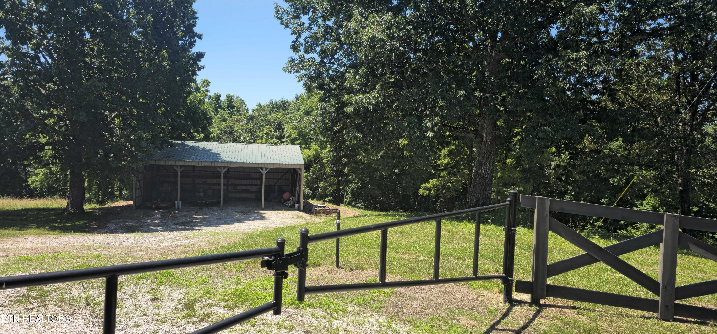 447 Walker Road Sharps Chapel TN 37866