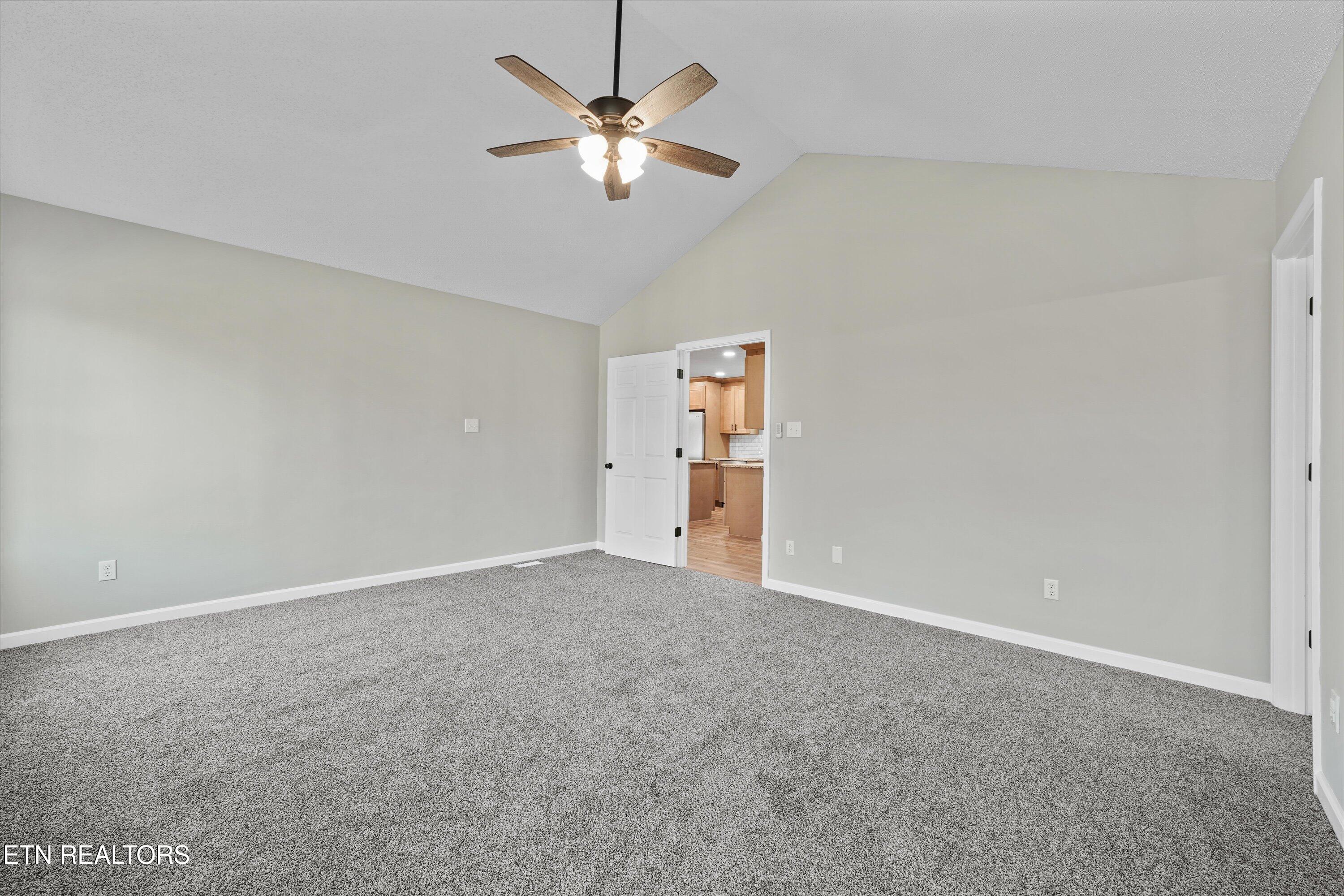 252 Perkins Lane Jacksboro TN 37757