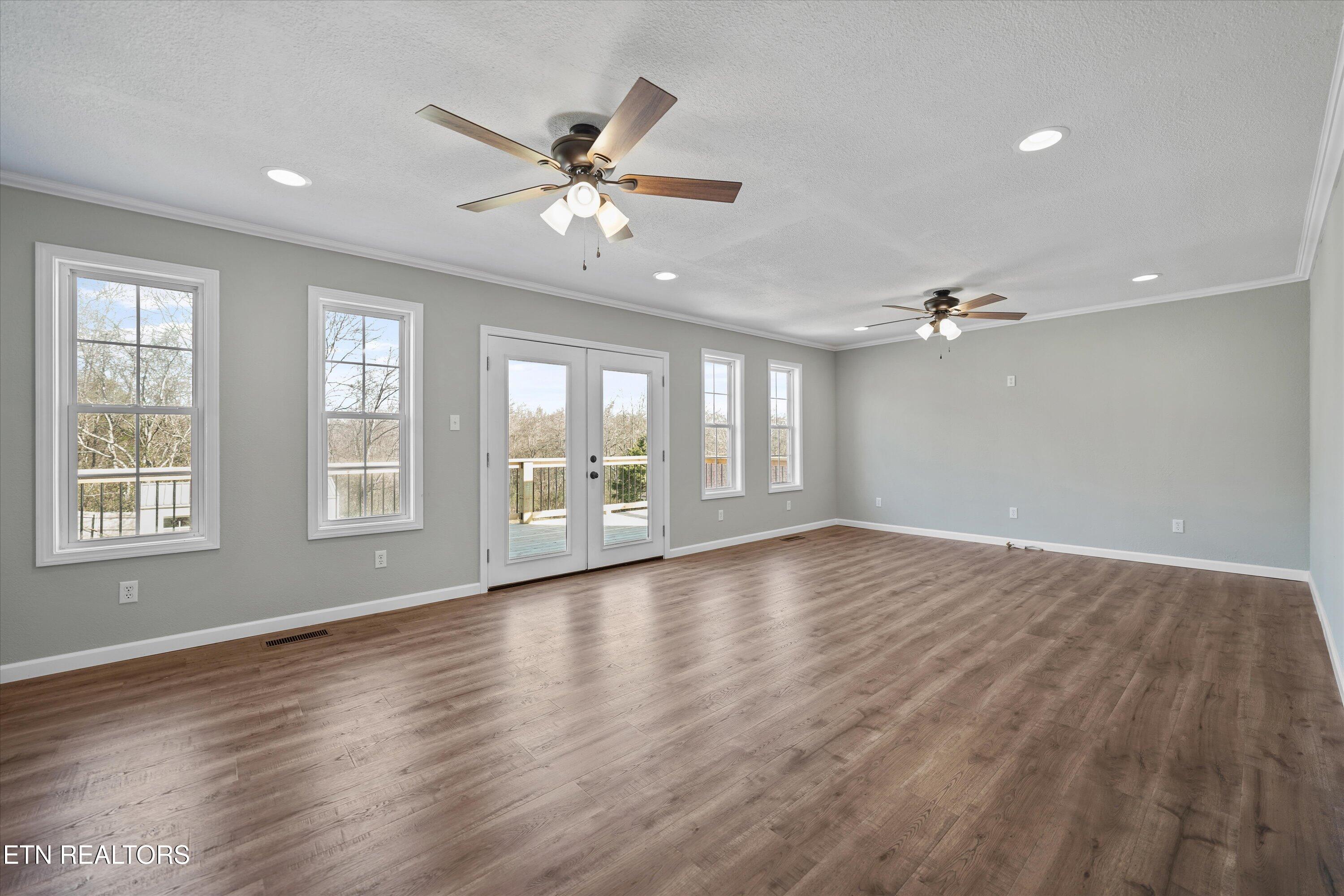 252 Perkins Lane Jacksboro TN 37757