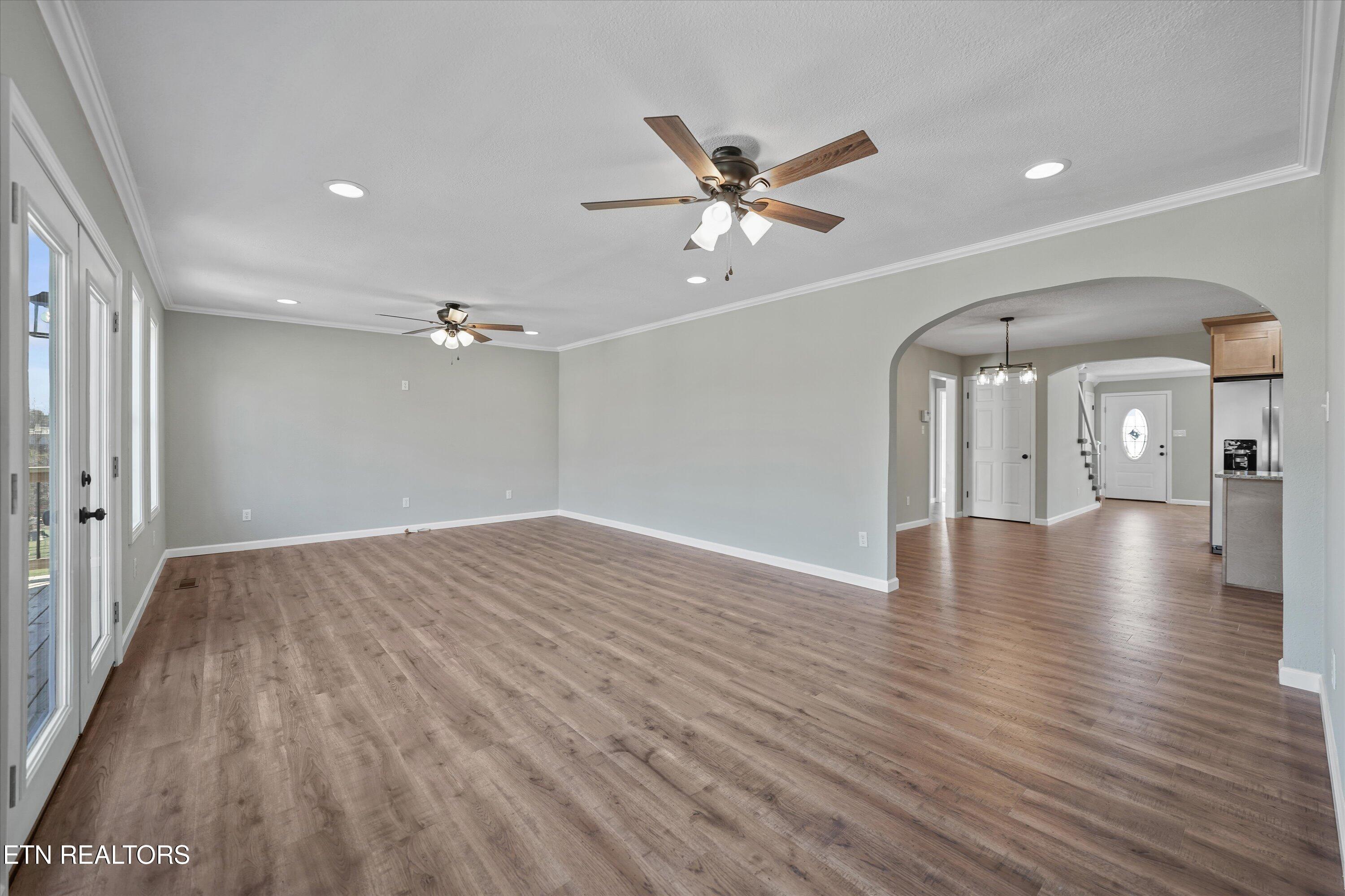 252 Perkins Lane Jacksboro TN 37757