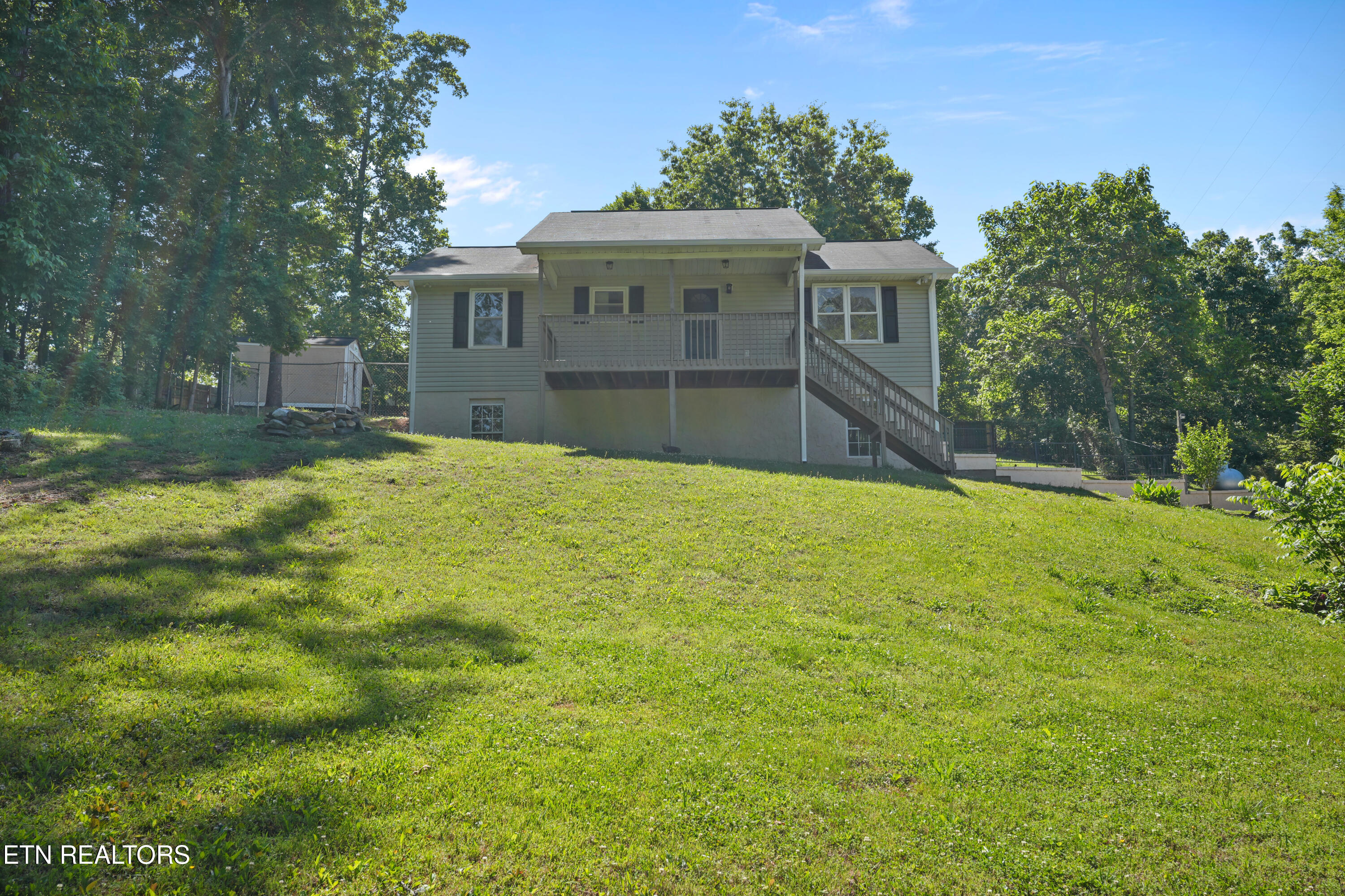 6440 Zachary Road Corryton TN 37721
