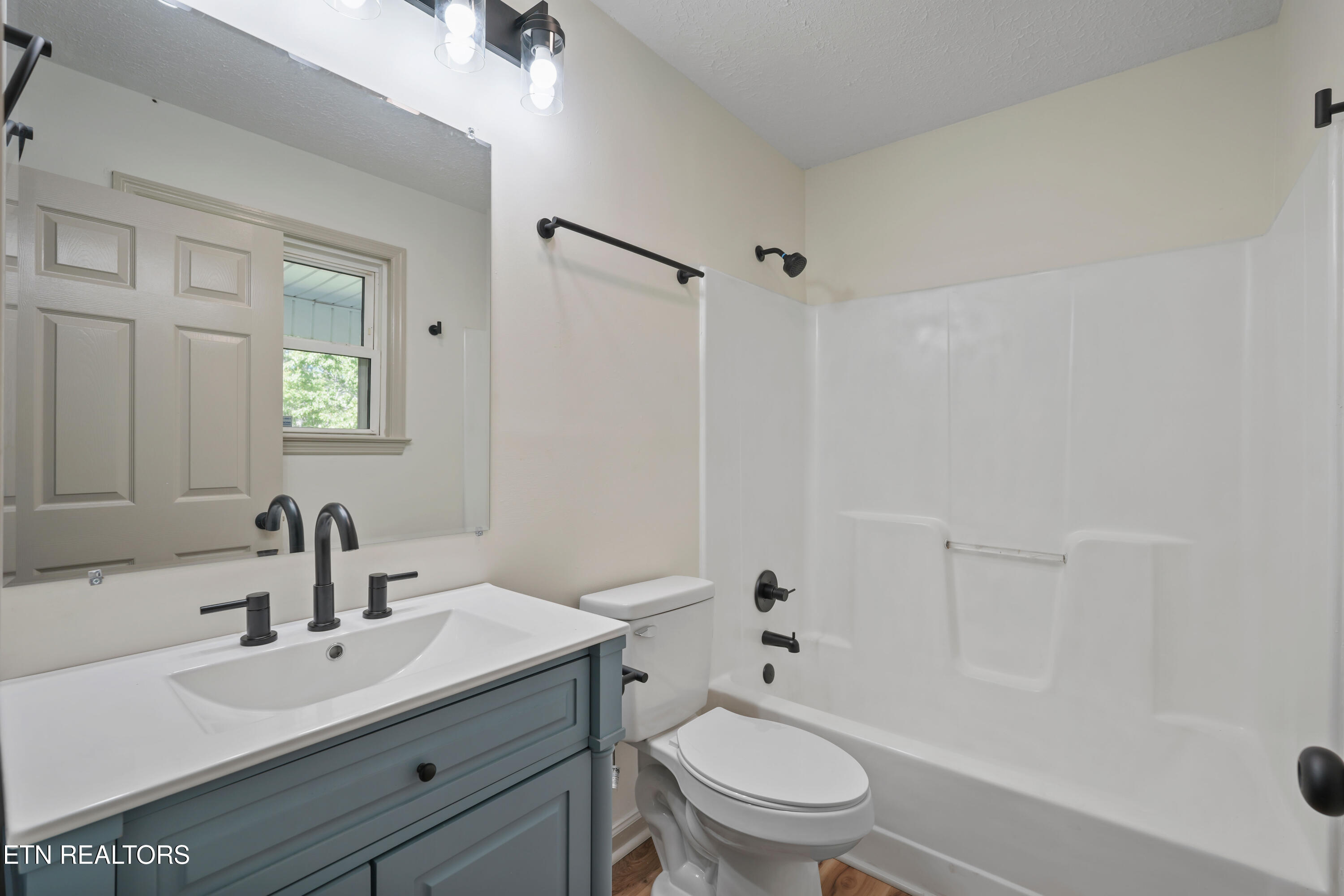 6440 Zachary Road Corryton TN 37721