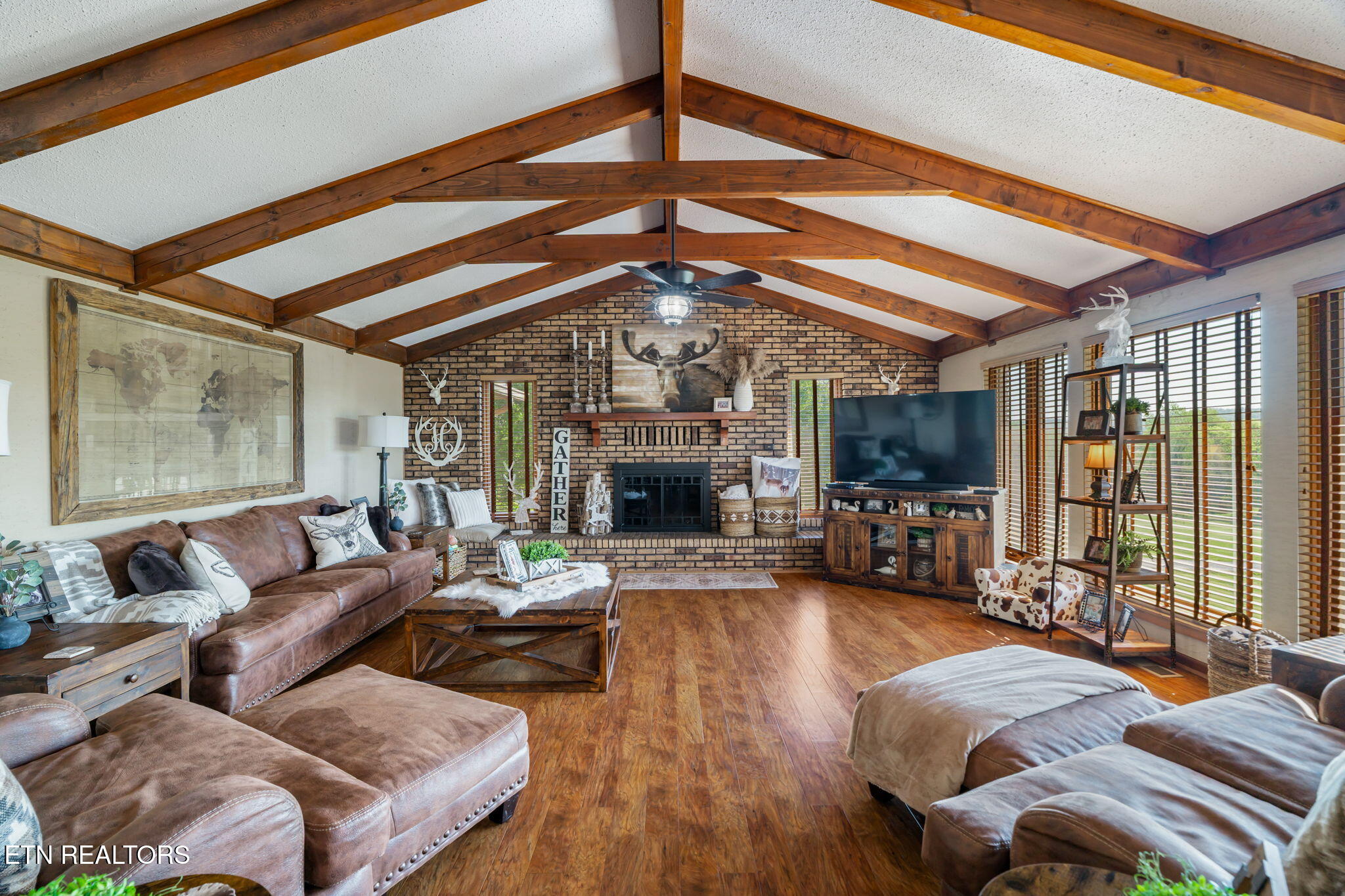 4912 W Emory Road Powell TN 37849