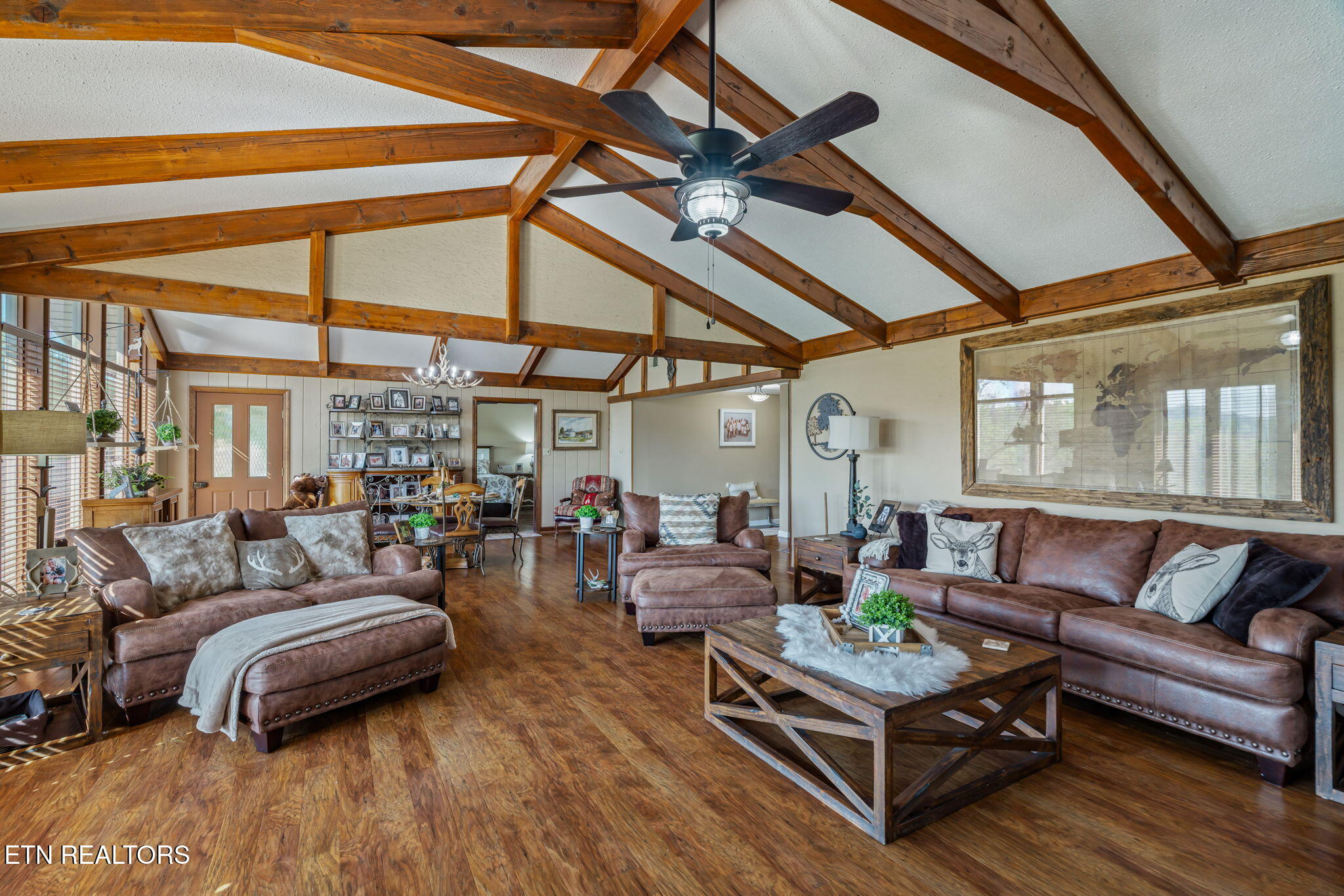 4912 W Emory Road Powell TN 37849