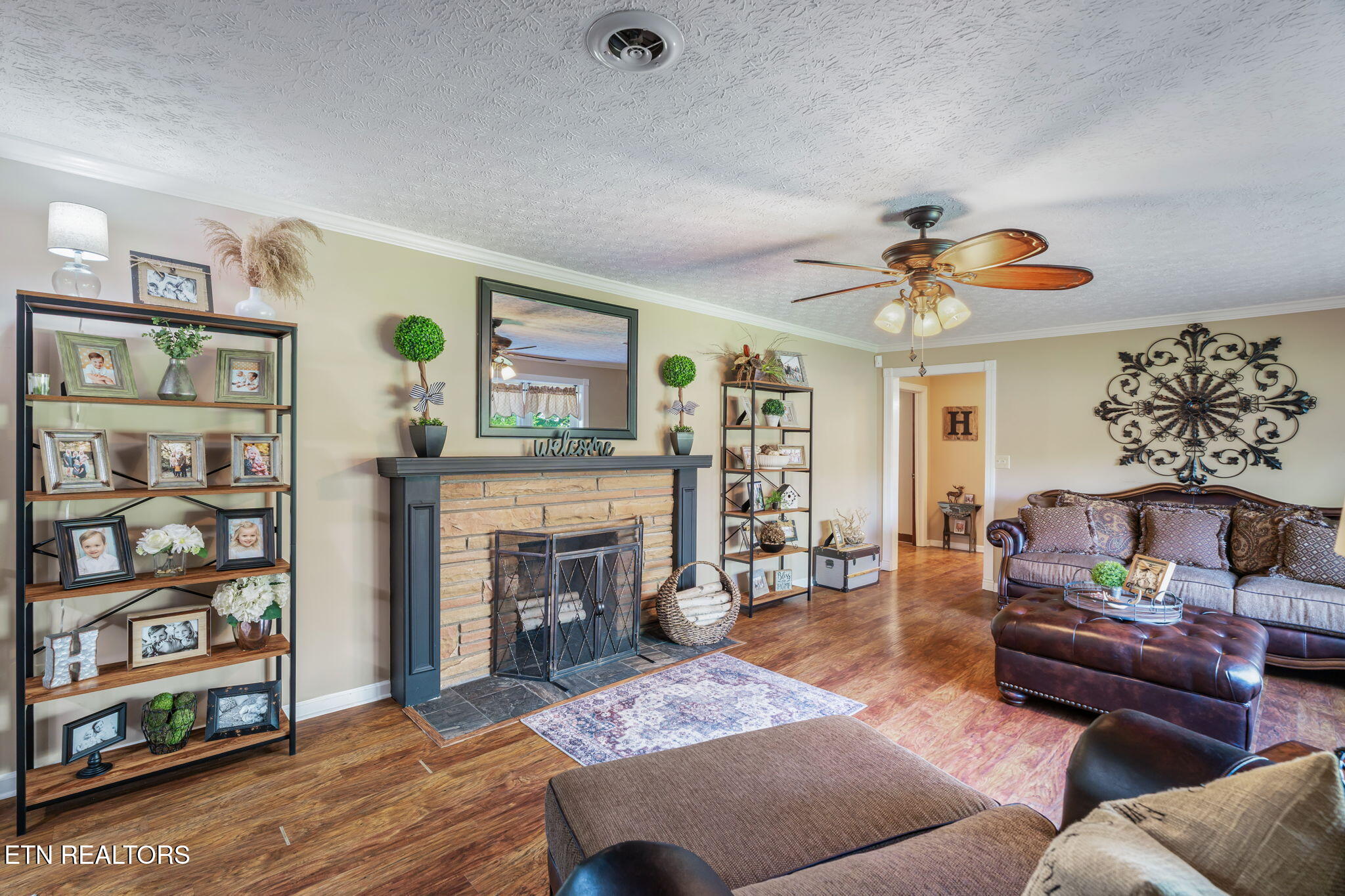 4912 W Emory Road Powell TN 37849