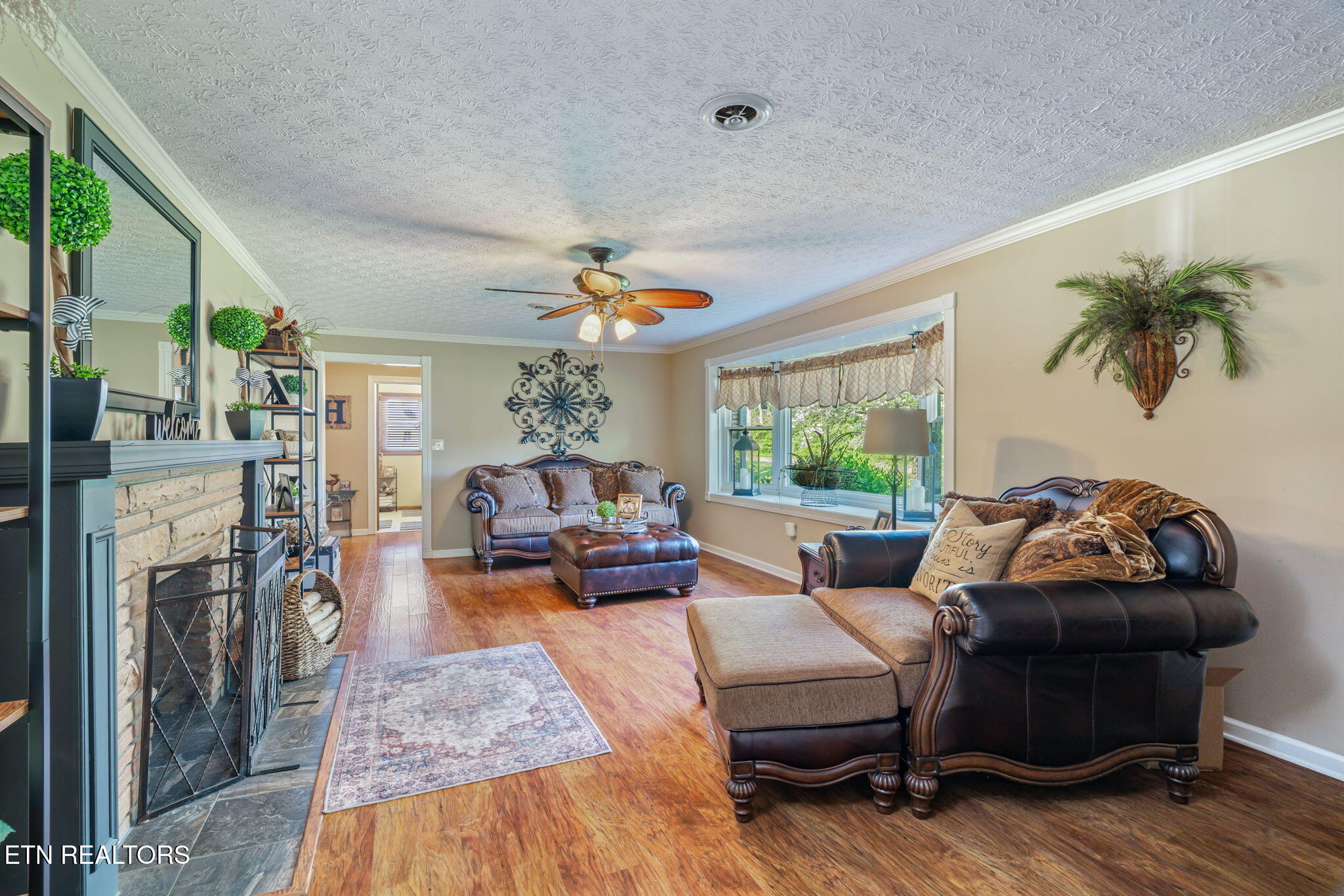 4912 W Emory Road Powell TN 37849