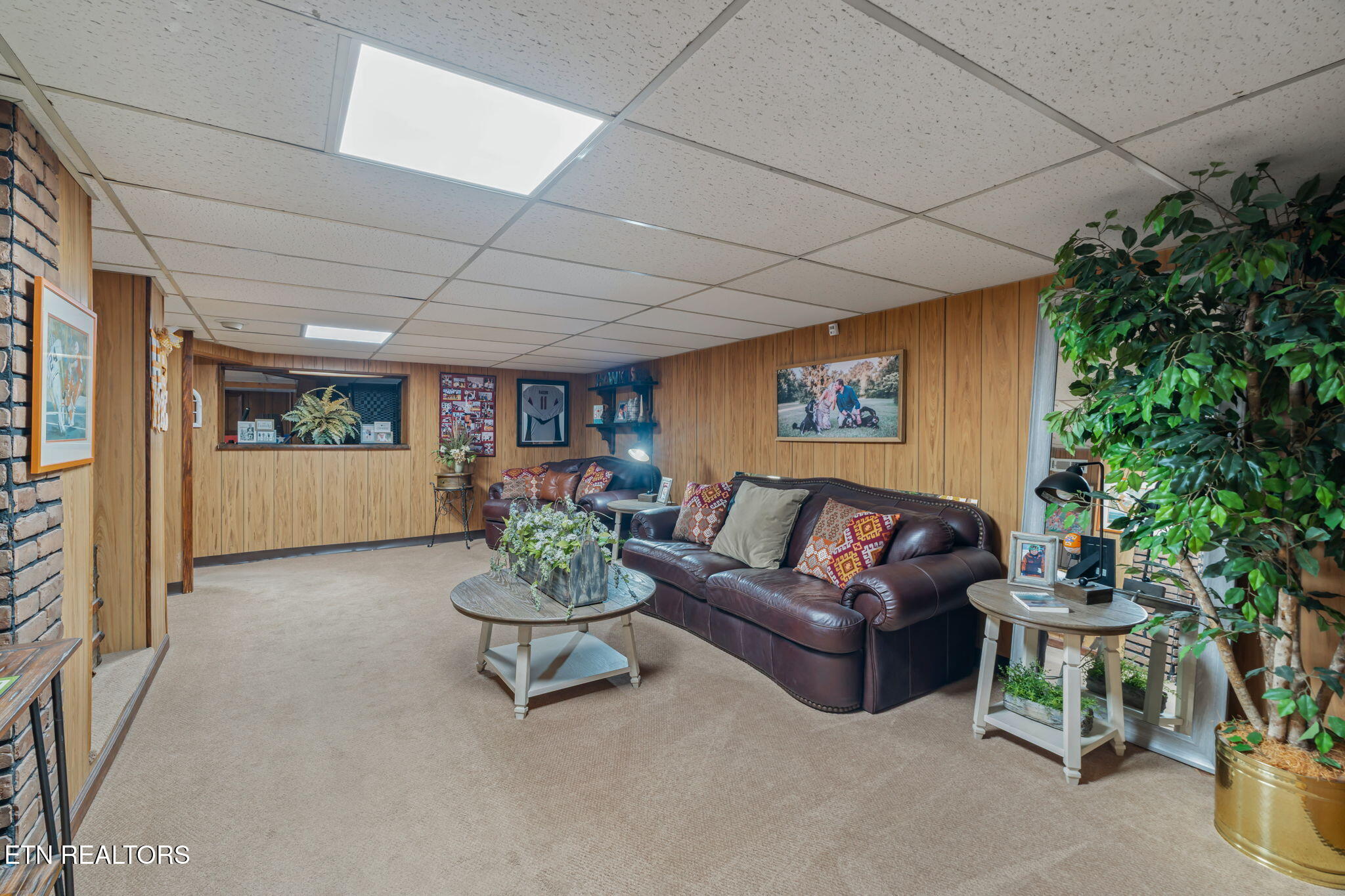 4912 W Emory Road Powell TN 37849