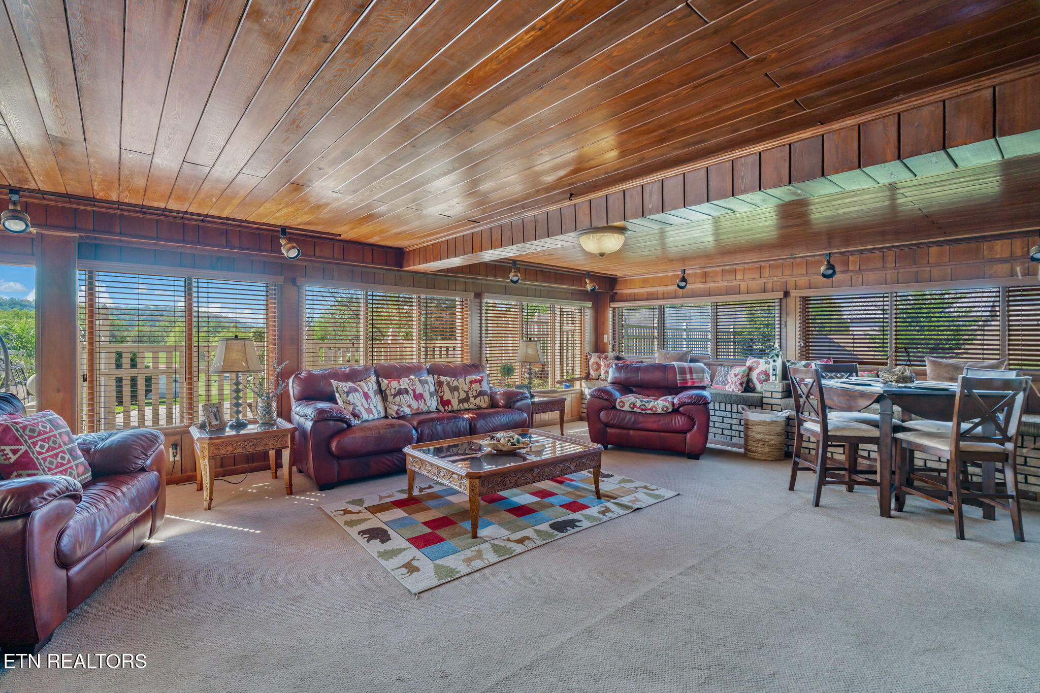 4912 W Emory Road Powell TN 37849
