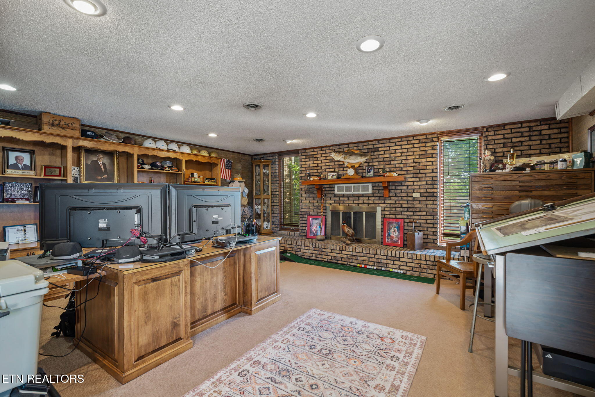 4912 W Emory Road Powell TN 37849