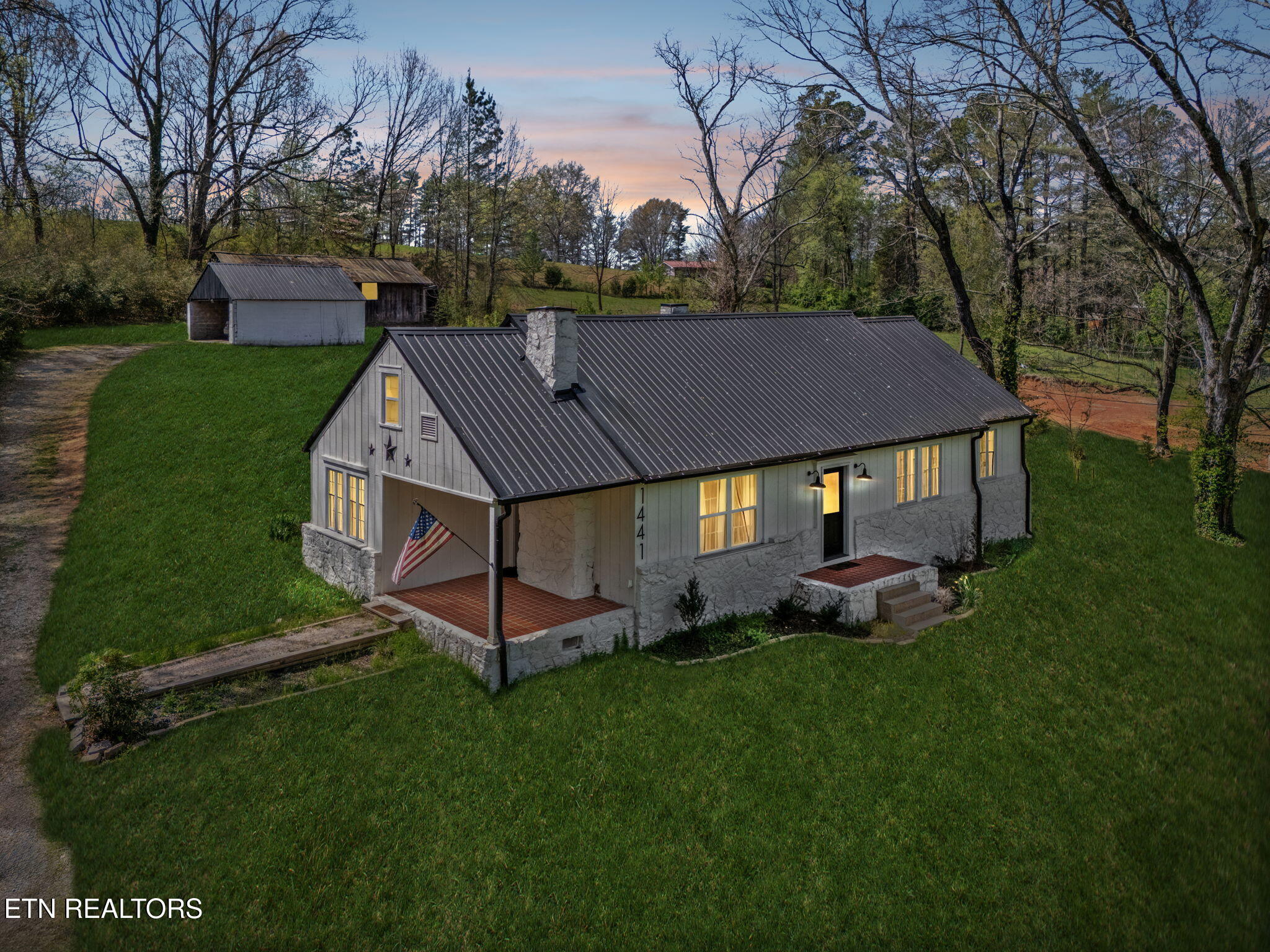 1441 Roberson Springs Road Loudon TN 37774