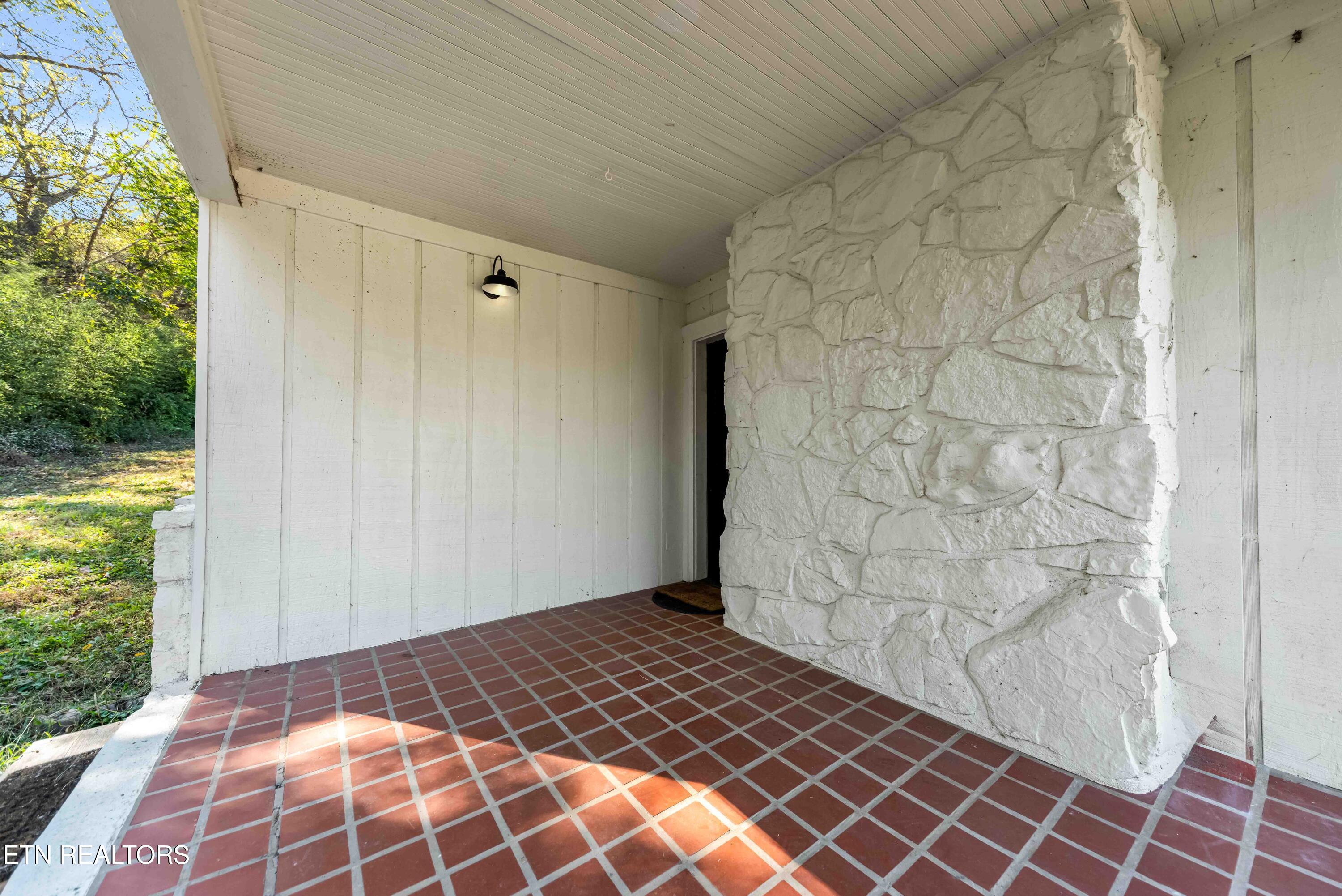 1441 Roberson Springs Road Loudon TN 37774