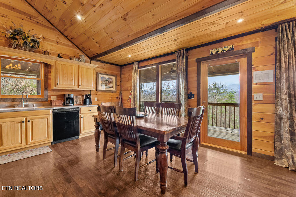 1625 Bear Claw Way Sevierville TN 37862