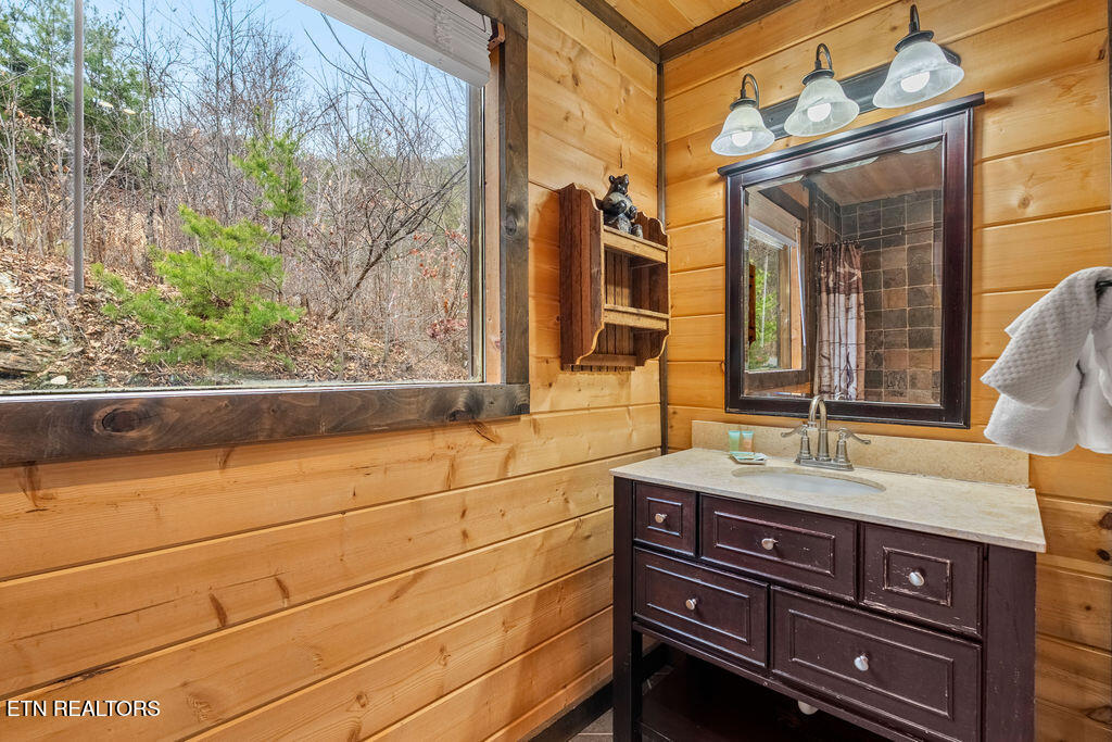 1625 Bear Claw Way Sevierville TN 37862