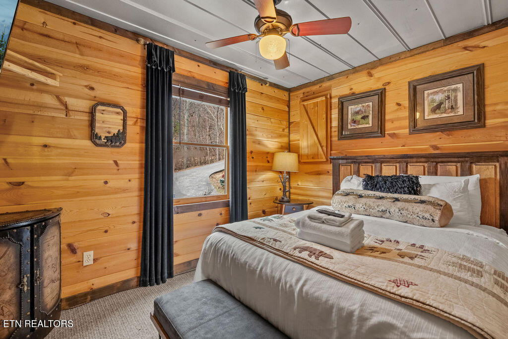 1625 Bear Claw Way Sevierville TN 37862