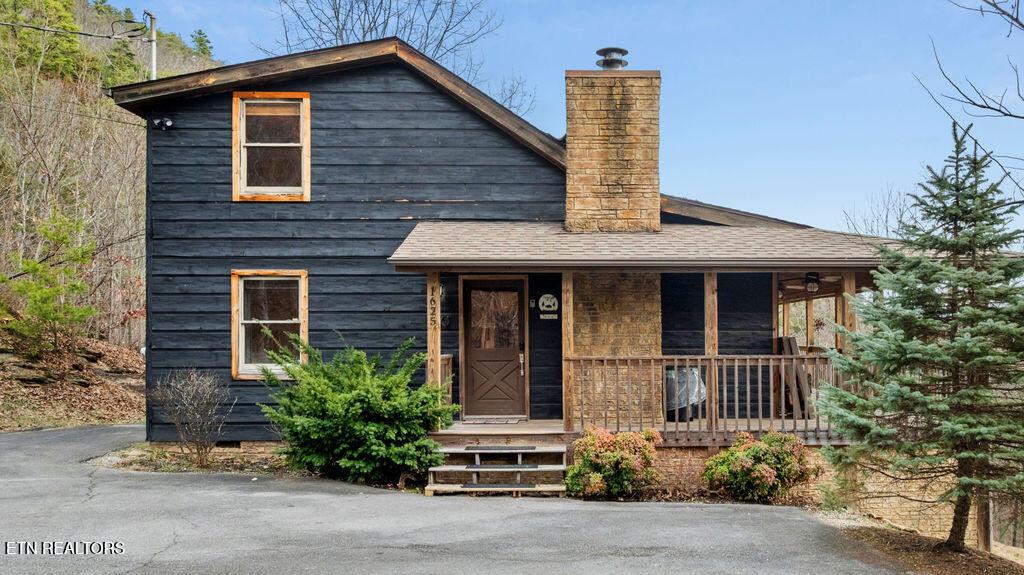 1625 Bear Claw Way Sevierville TN 37862
