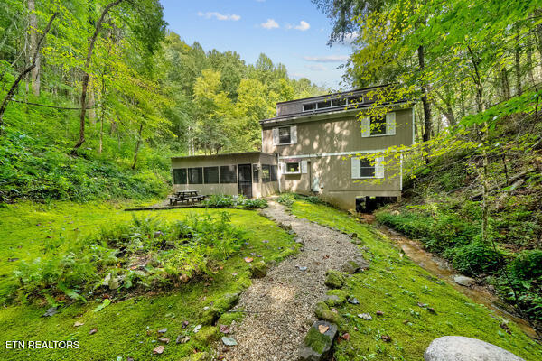 3127 Emerald Springs Loop Sevierville TN 37862