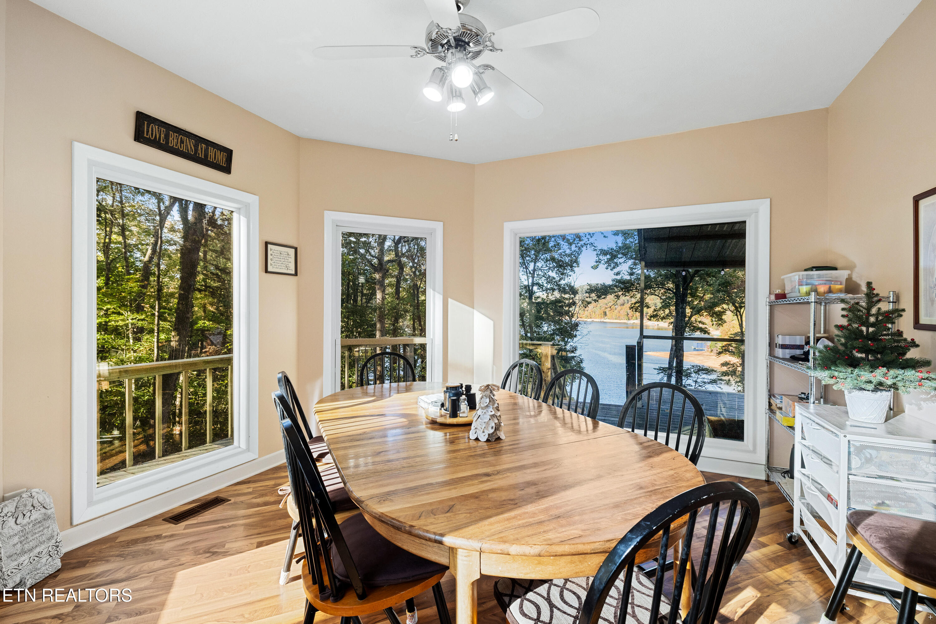 236 Norris Shores Lane Sharps Chapel TN 37866