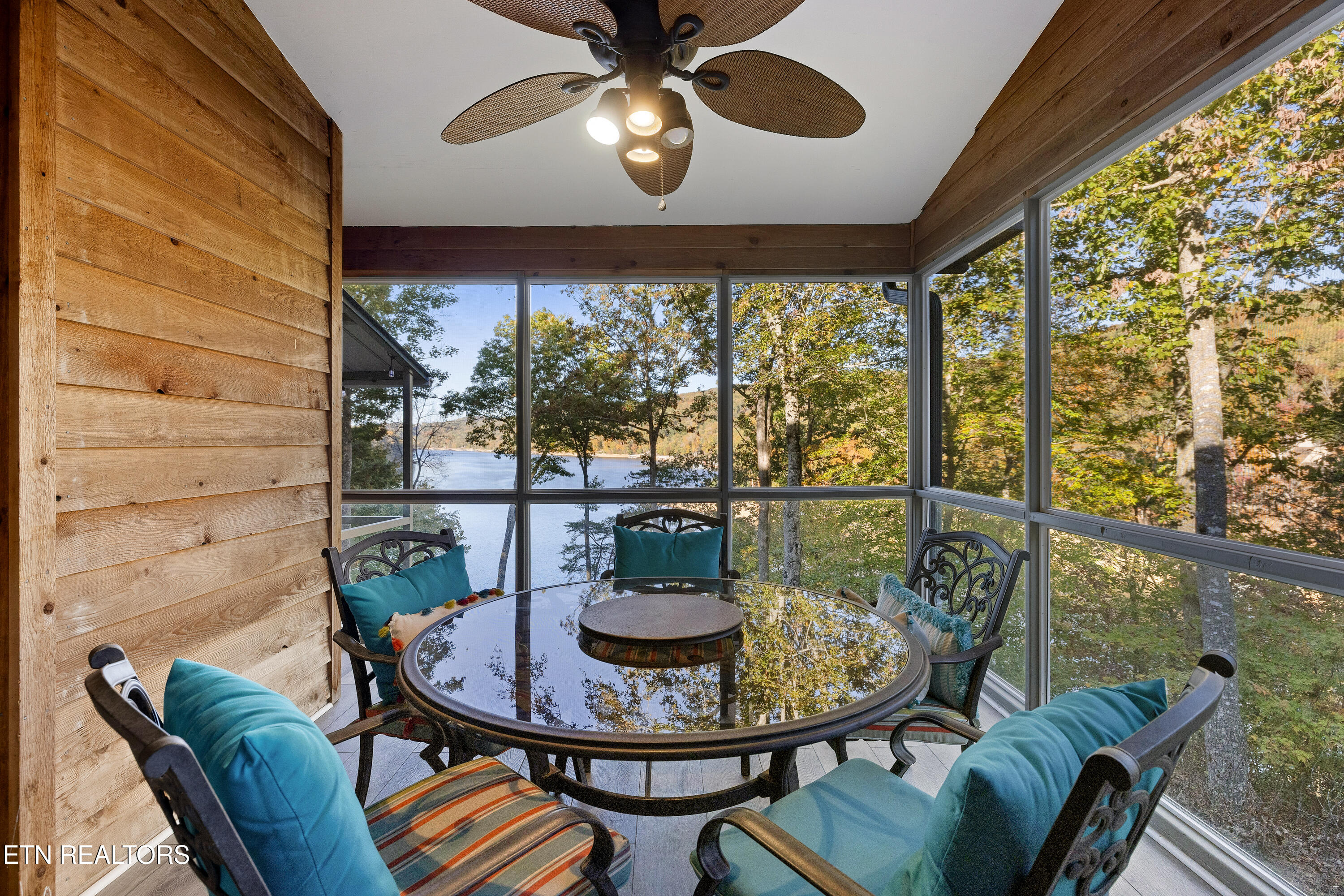 236 Norris Shores Lane Sharps Chapel TN 37866