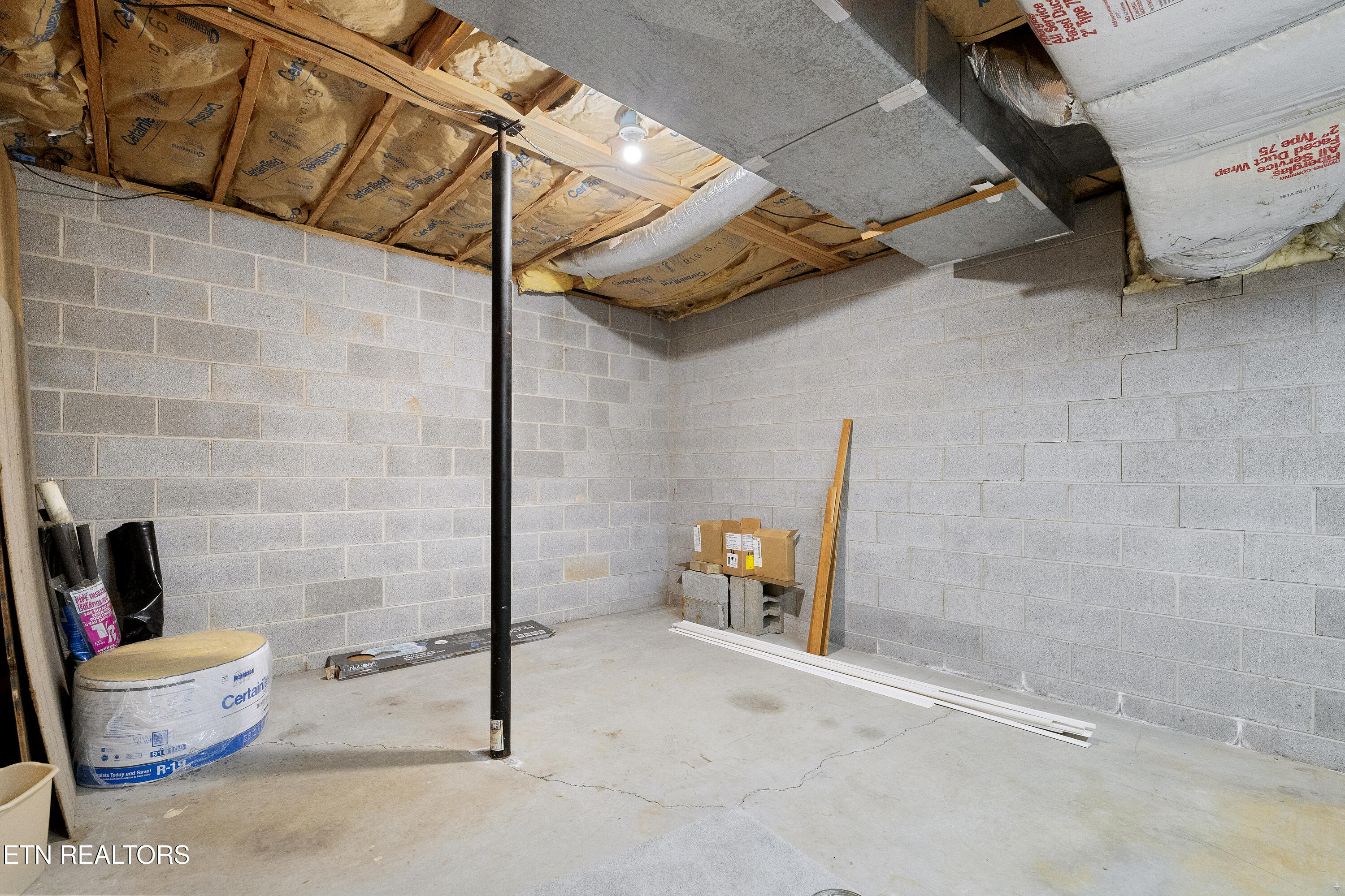 236 Norris Shores Lane Sharps Chapel TN 37866