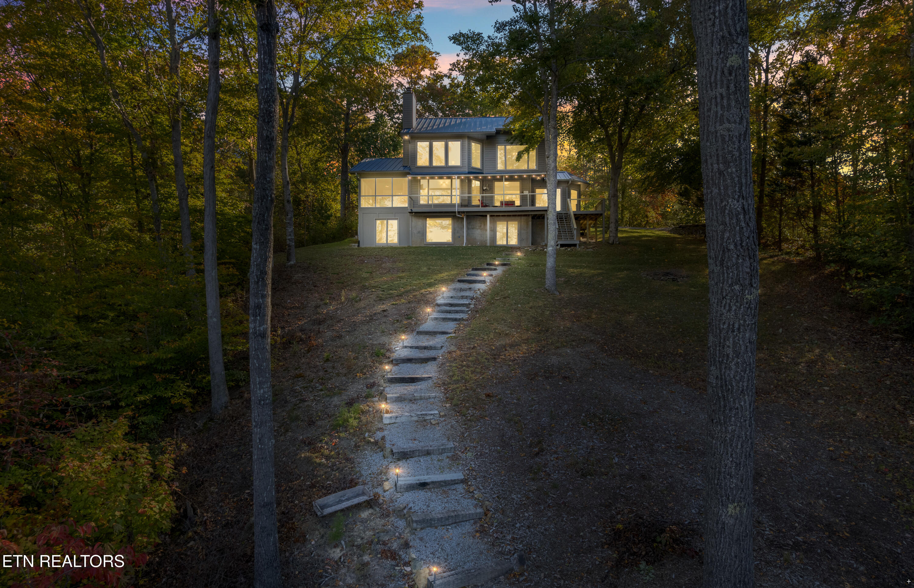 236 Norris Shores Lane Sharps Chapel TN 37866