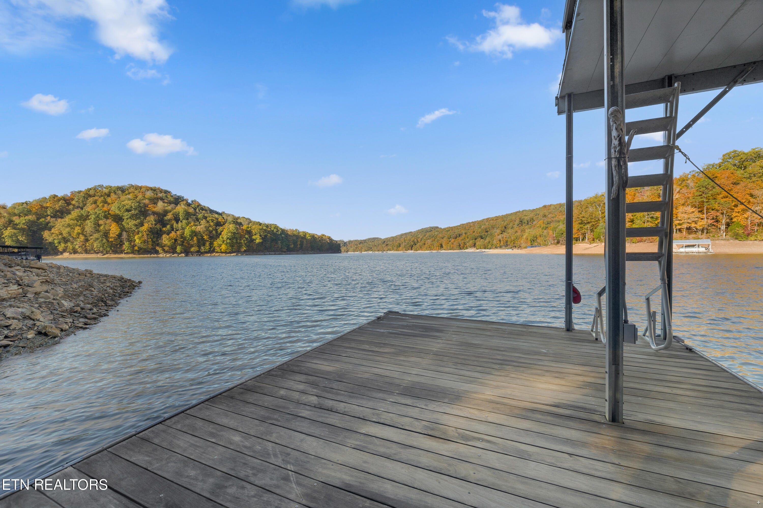 236 Norris Shores Lane Sharps Chapel TN 37866