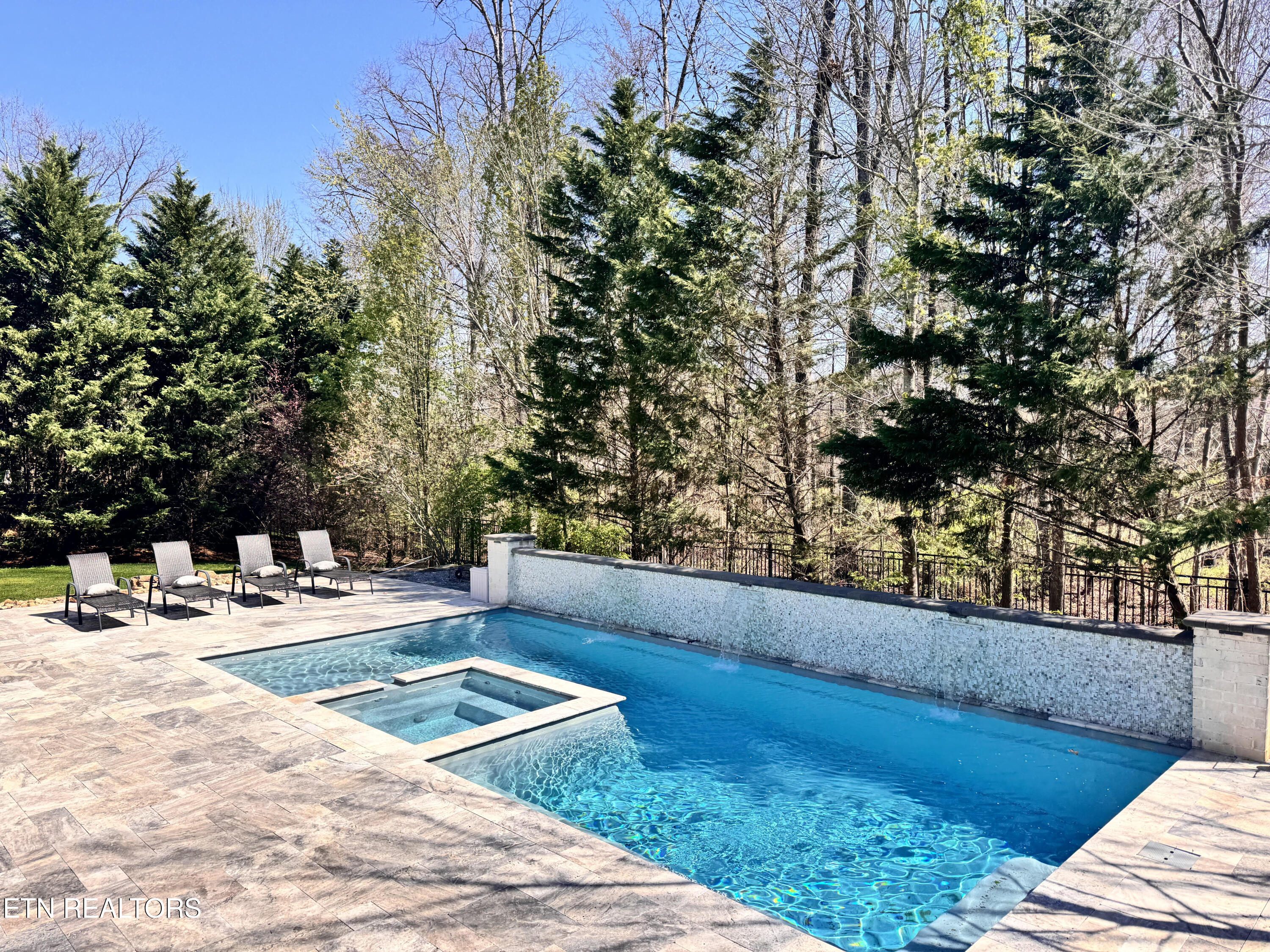 1245 Arborbrooke Drive Knoxville TN 37922