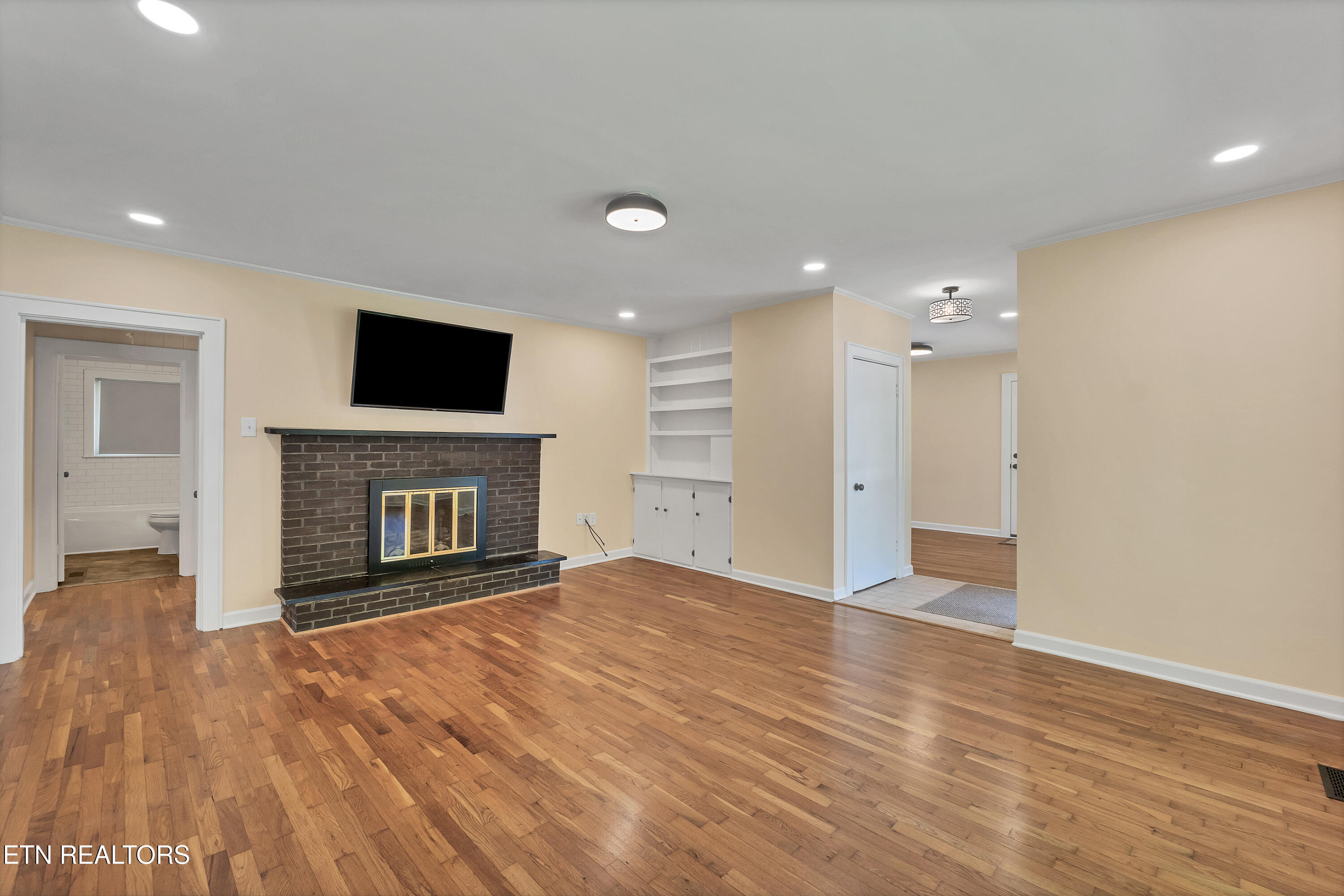 421 Santeetlah Street Maryville TN 37801