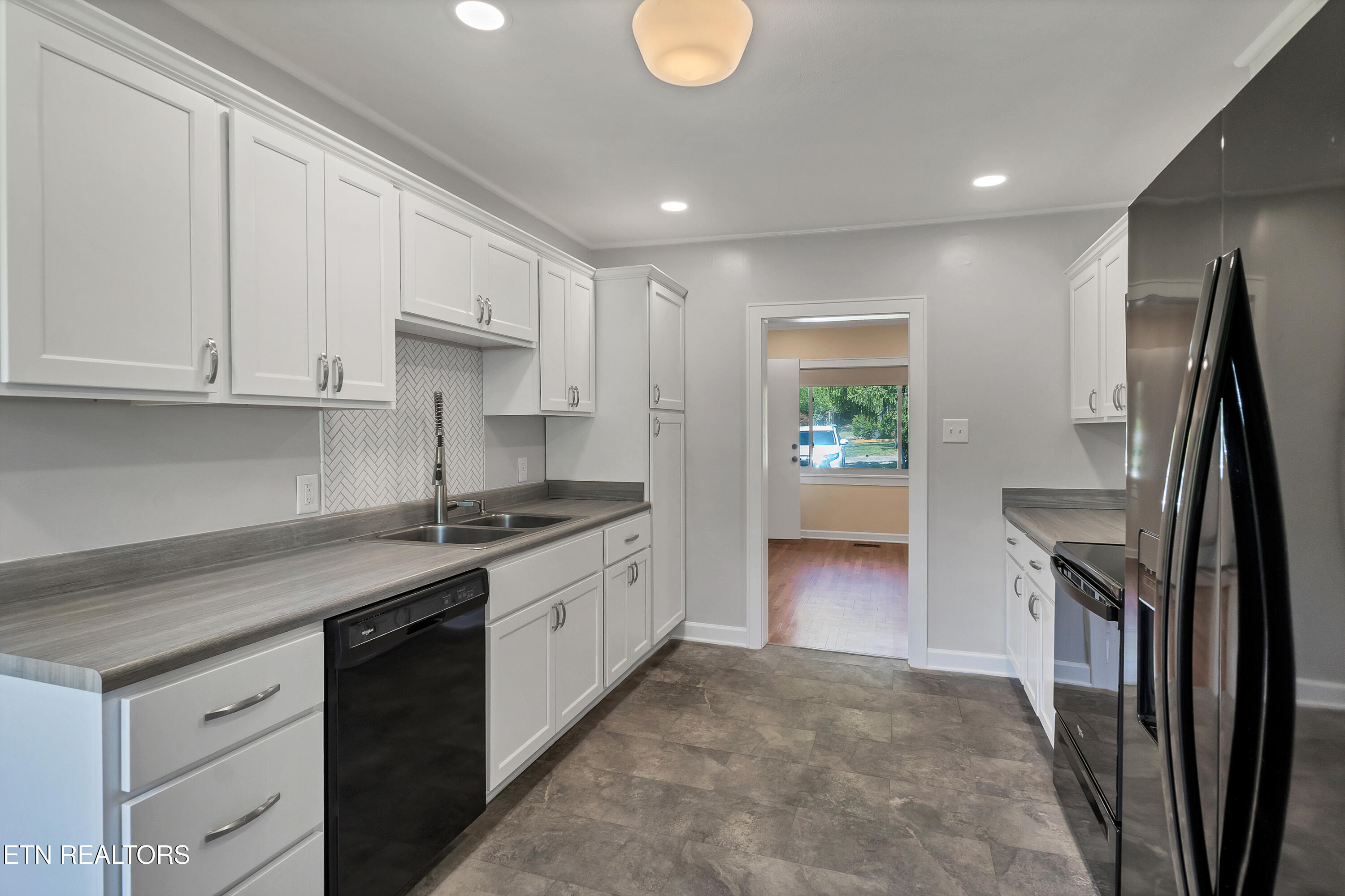 421 Santeetlah Street Maryville TN 37801