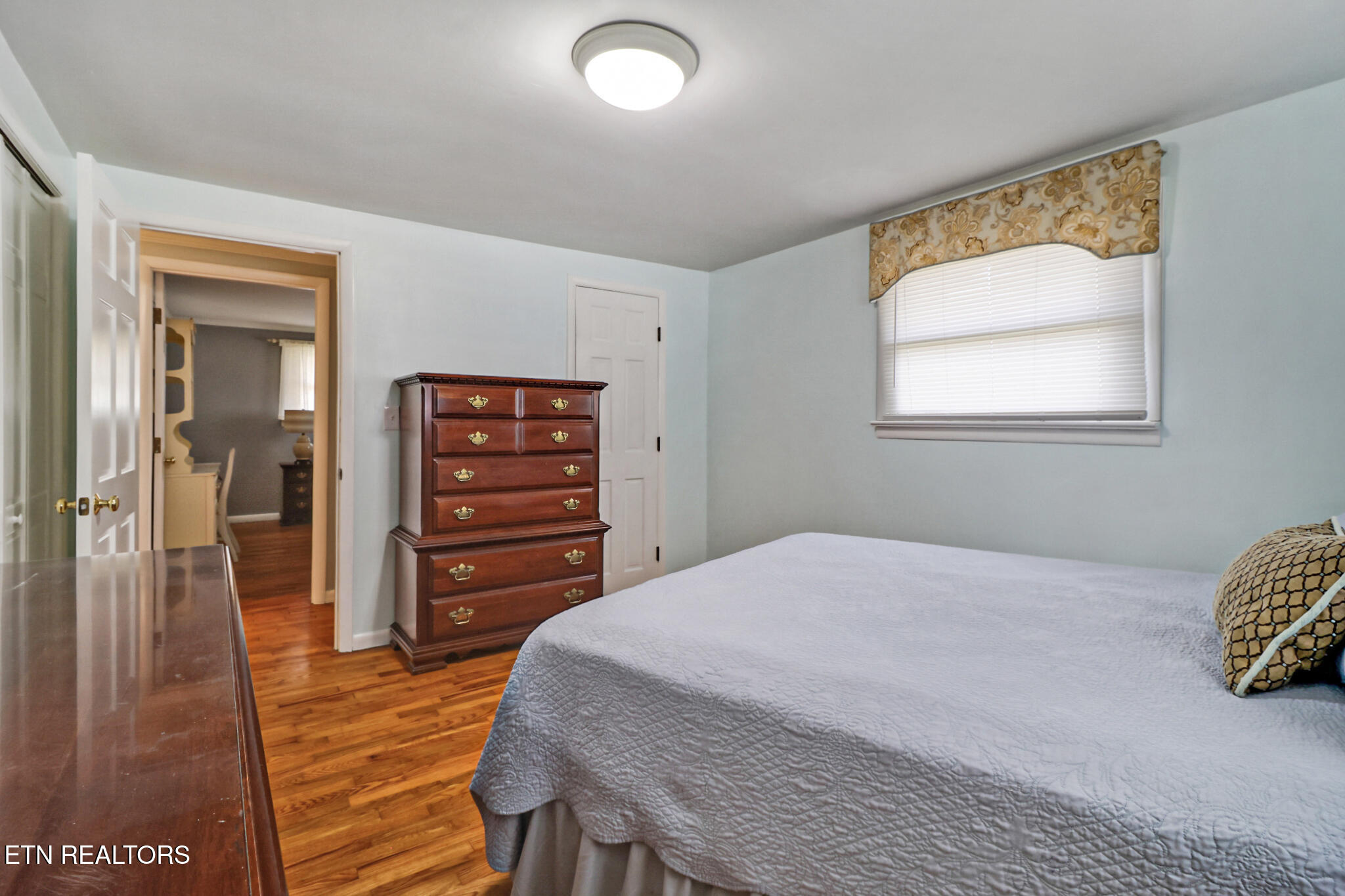 270 Hugh Jones Road Sunbright TN 37872