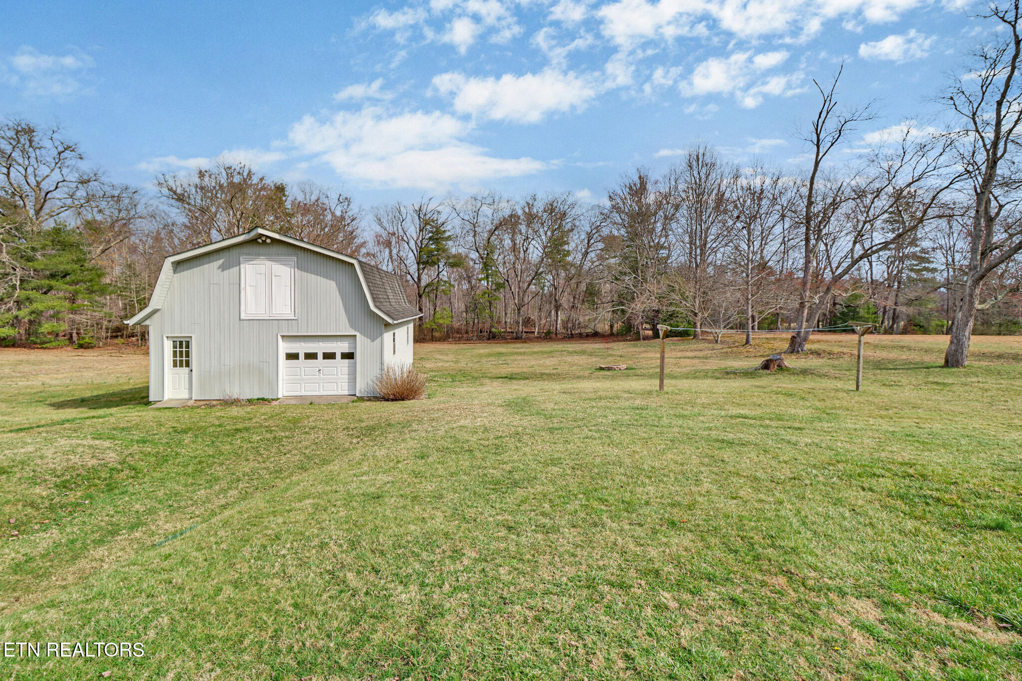 270 Hugh Jones Road Sunbright TN 37872