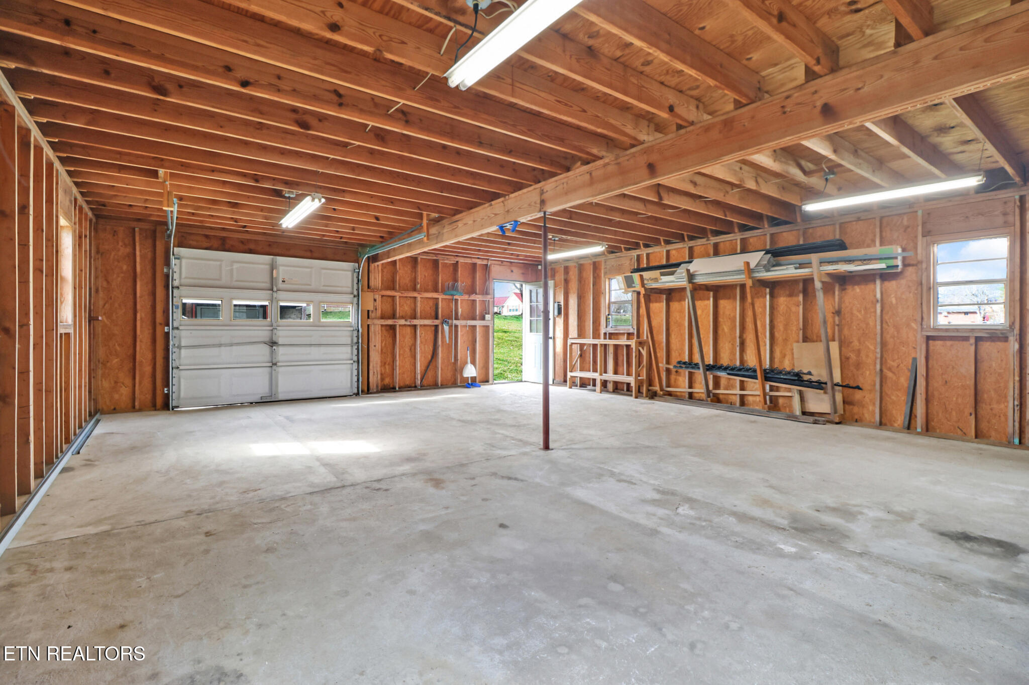270 Hugh Jones Road Sunbright TN 37872