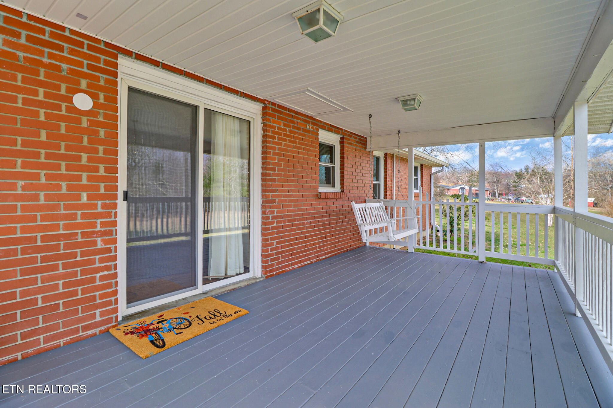 270 Hugh Jones Road Sunbright TN 37872