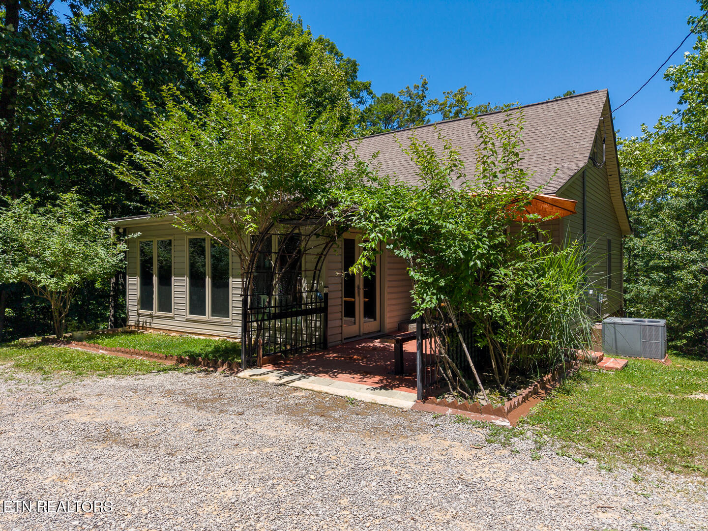 1042 Old Oliver Road Walland TN 37886