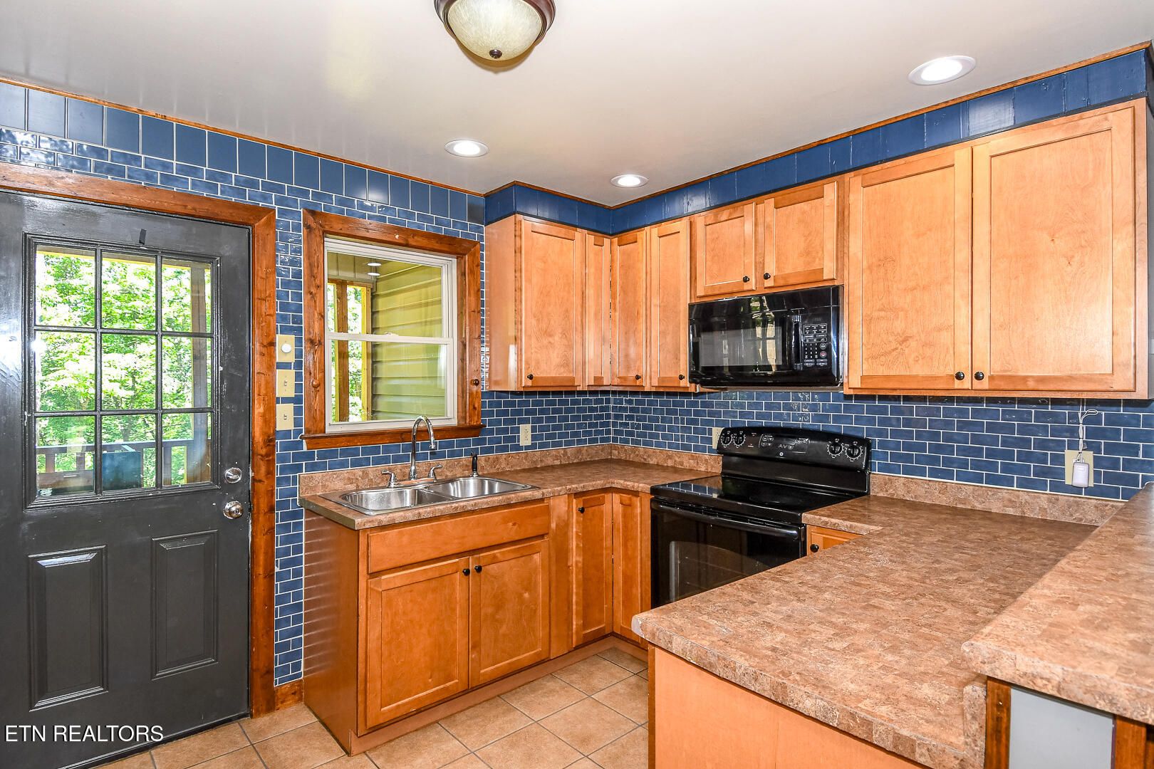 1042 Old Oliver Road Walland TN 37886