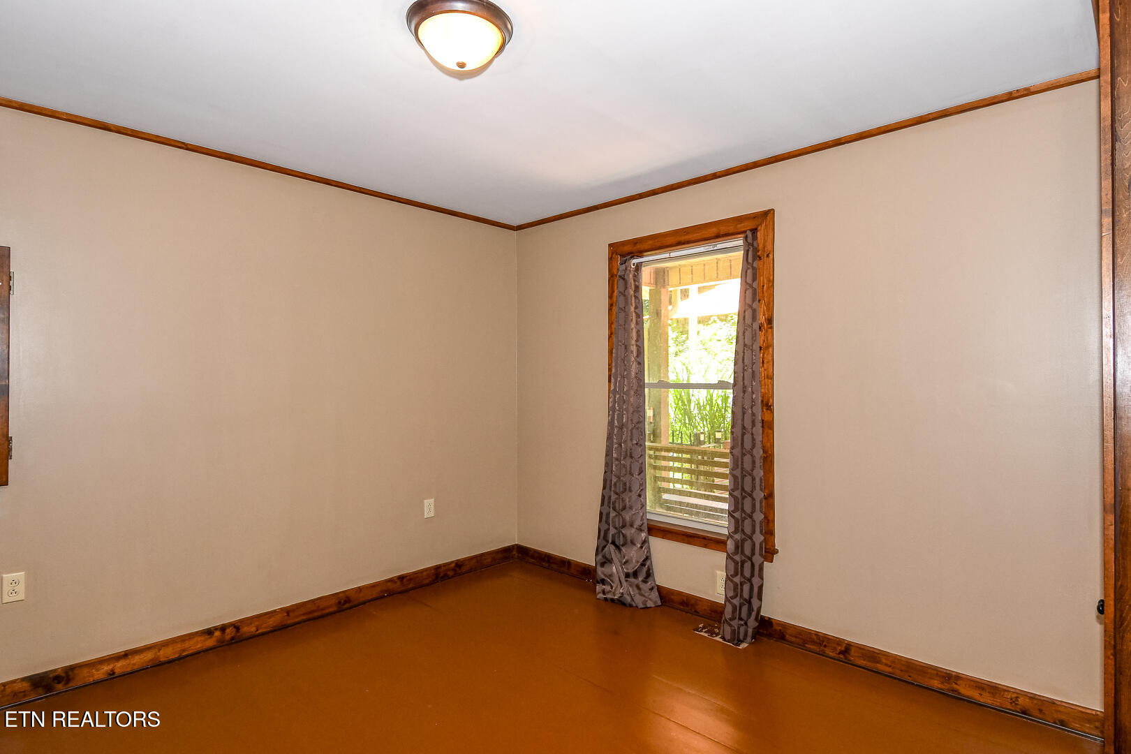 1042 Old Oliver Road Walland TN 37886