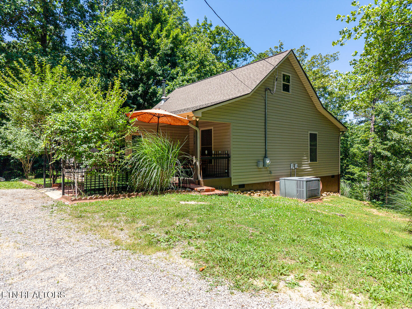 1042 Old Oliver Road Walland TN 37886