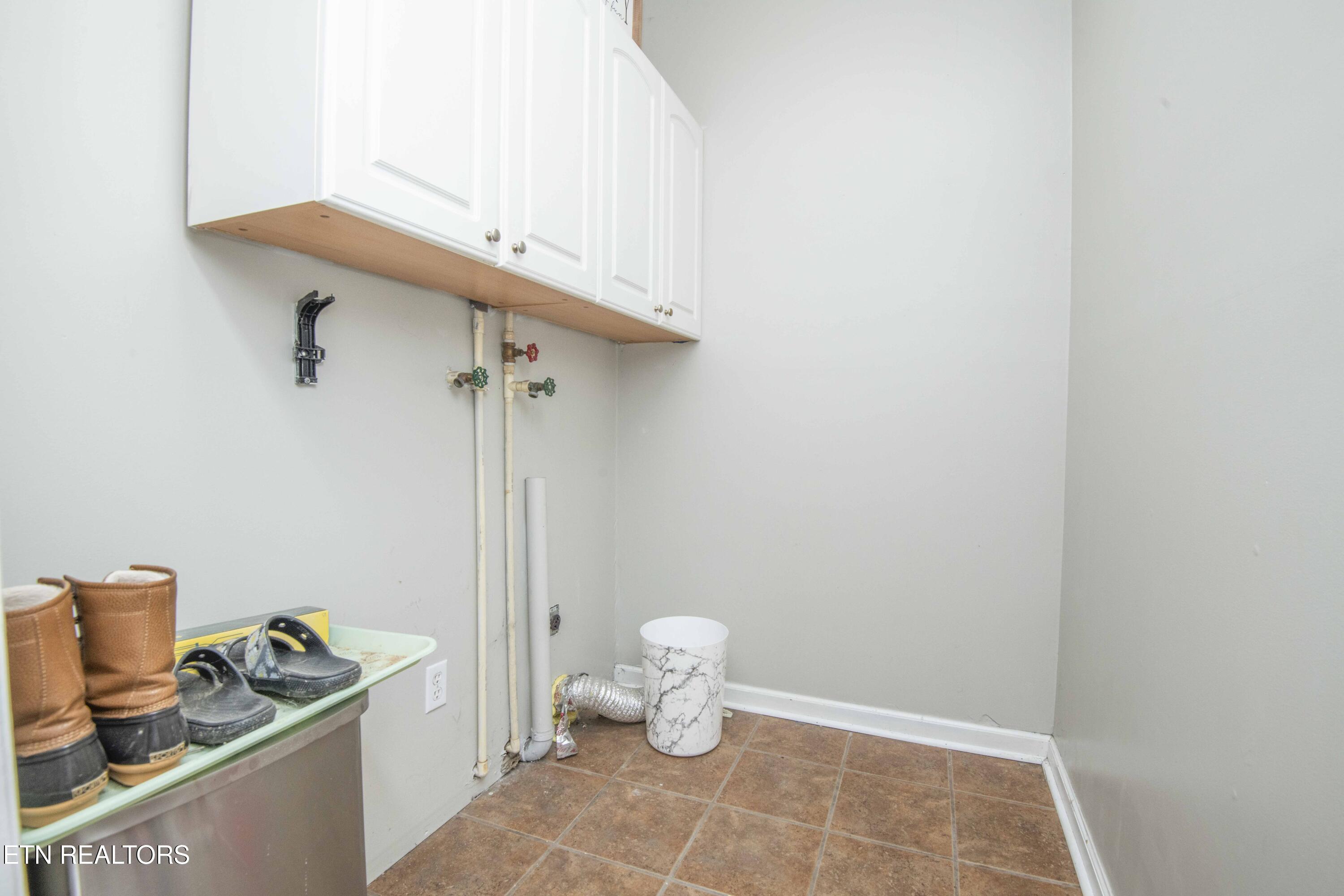 1104 Swan Pond Circle Road Harriman TN 37748