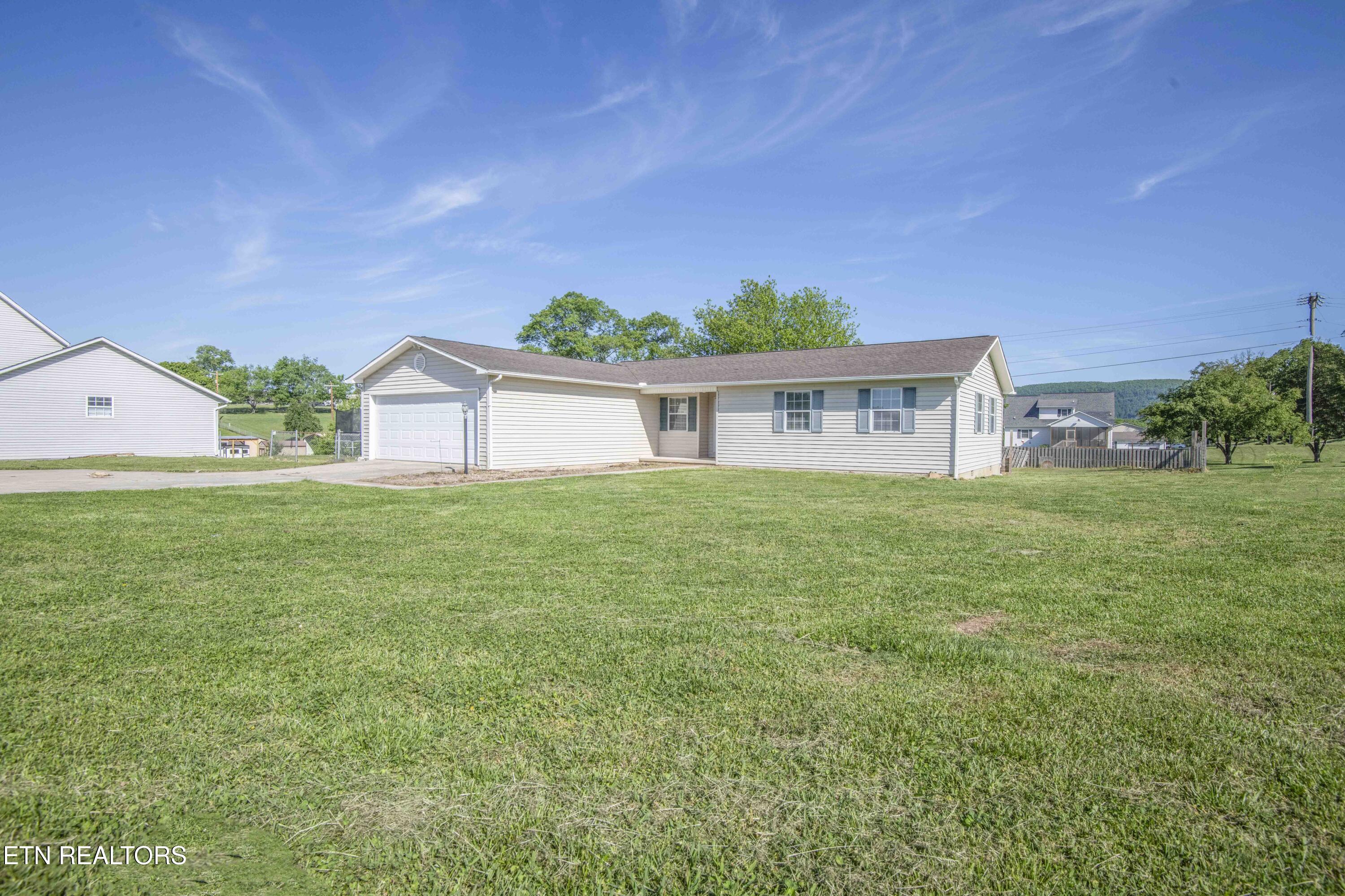 1104 Swan Pond Circle Road Harriman TN 37748