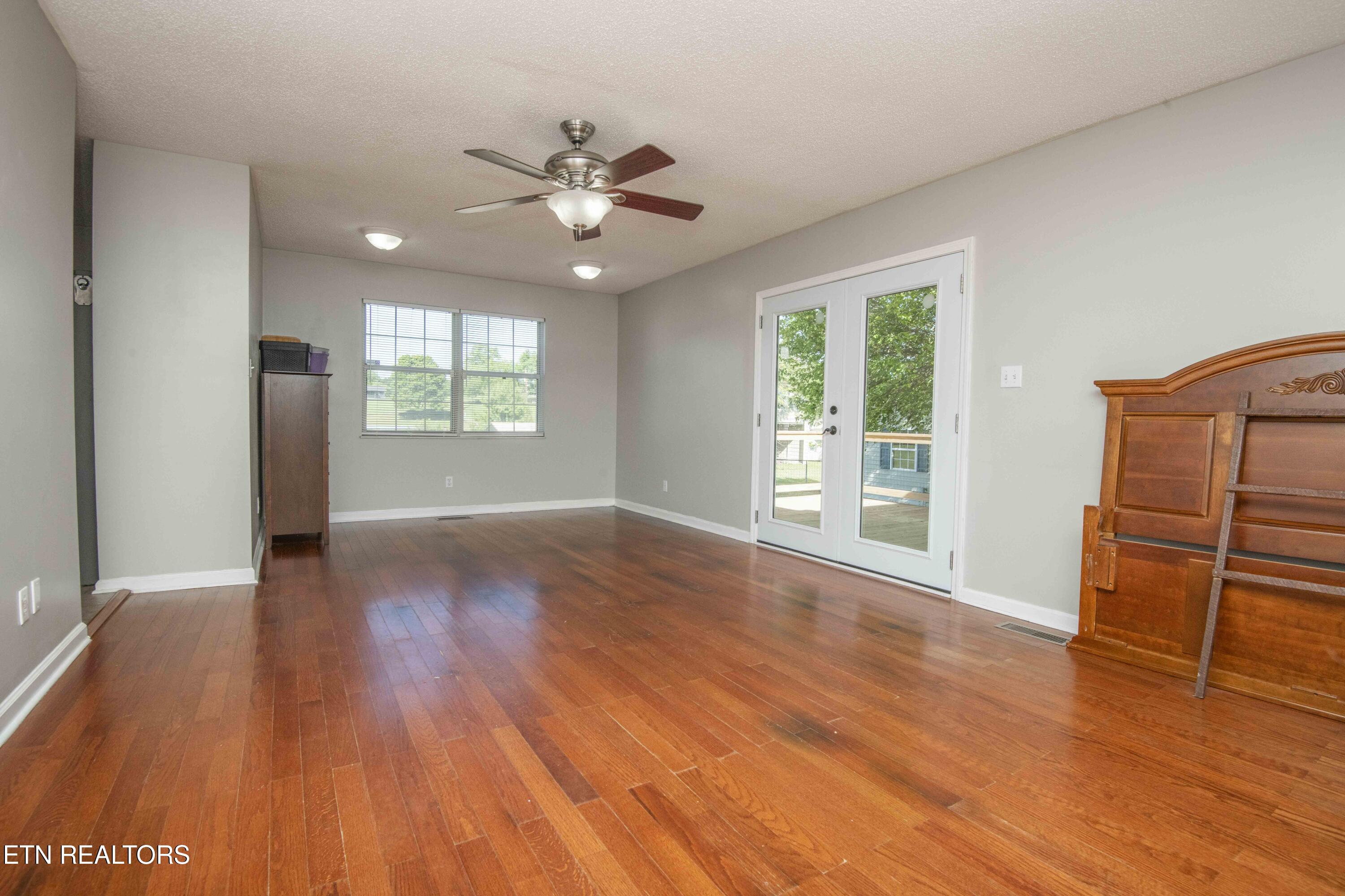 1104 Swan Pond Circle Road Harriman TN 37748