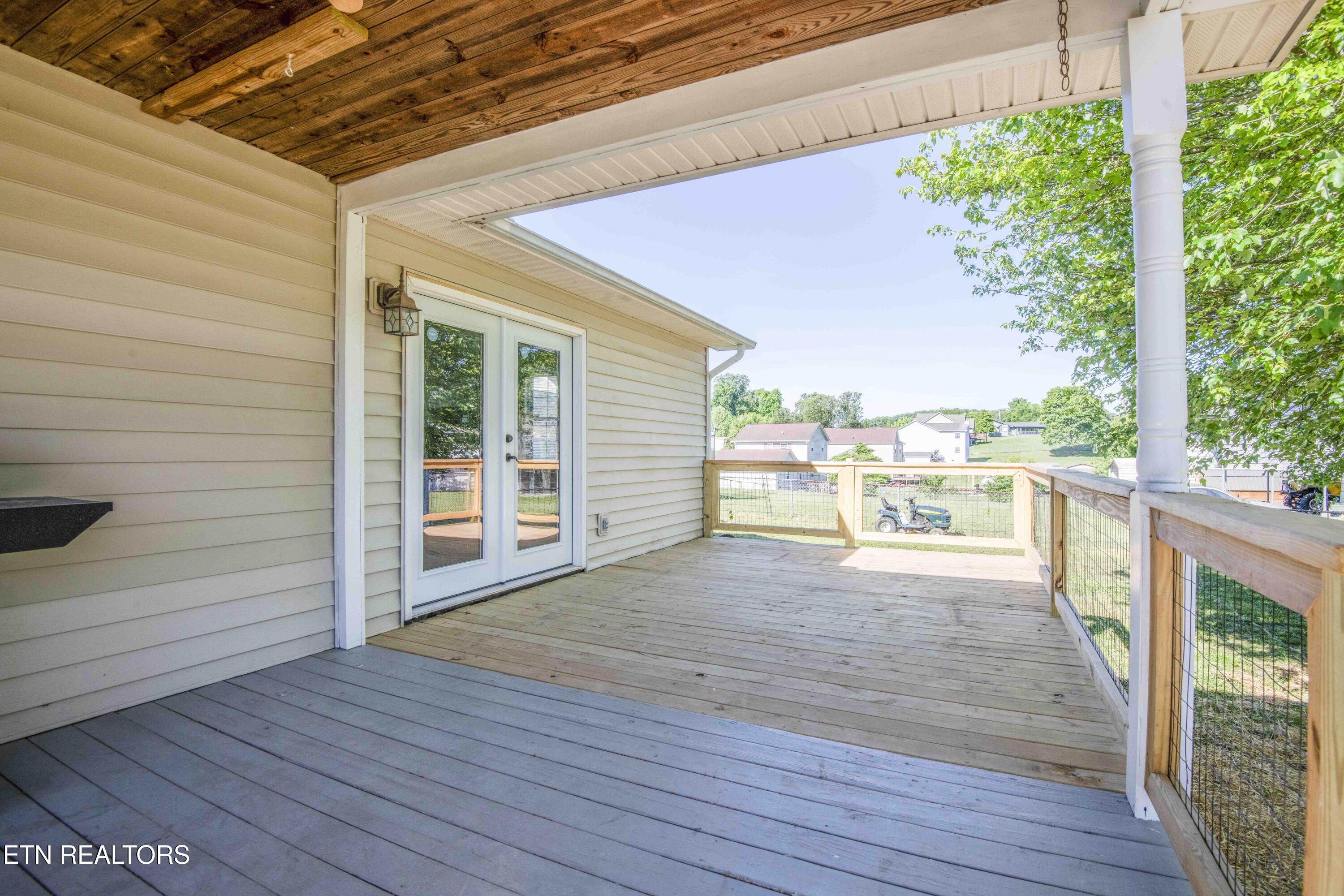 1104 Swan Pond Circle Road Harriman TN 37748