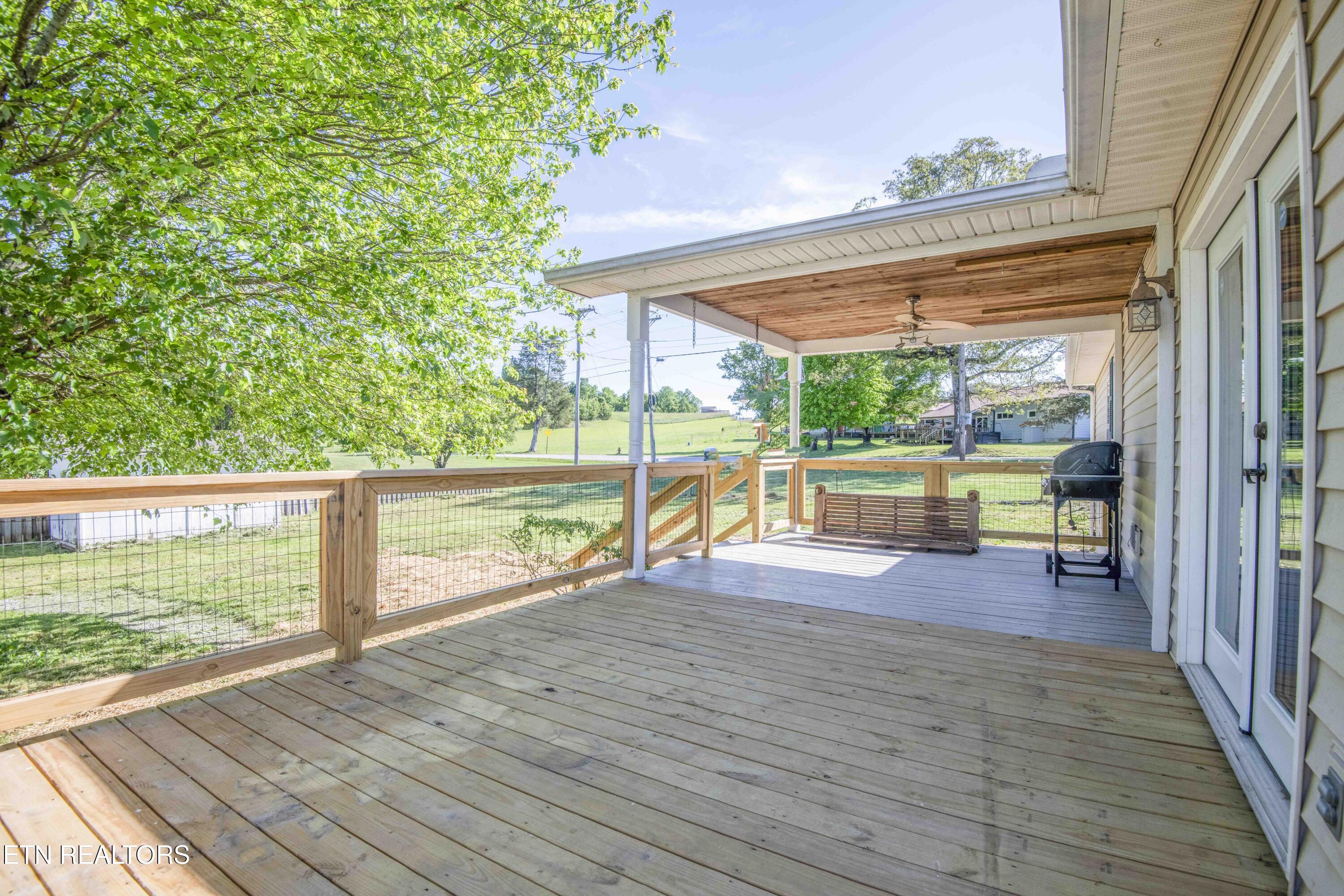 1104 Swan Pond Circle Road Harriman TN 37748