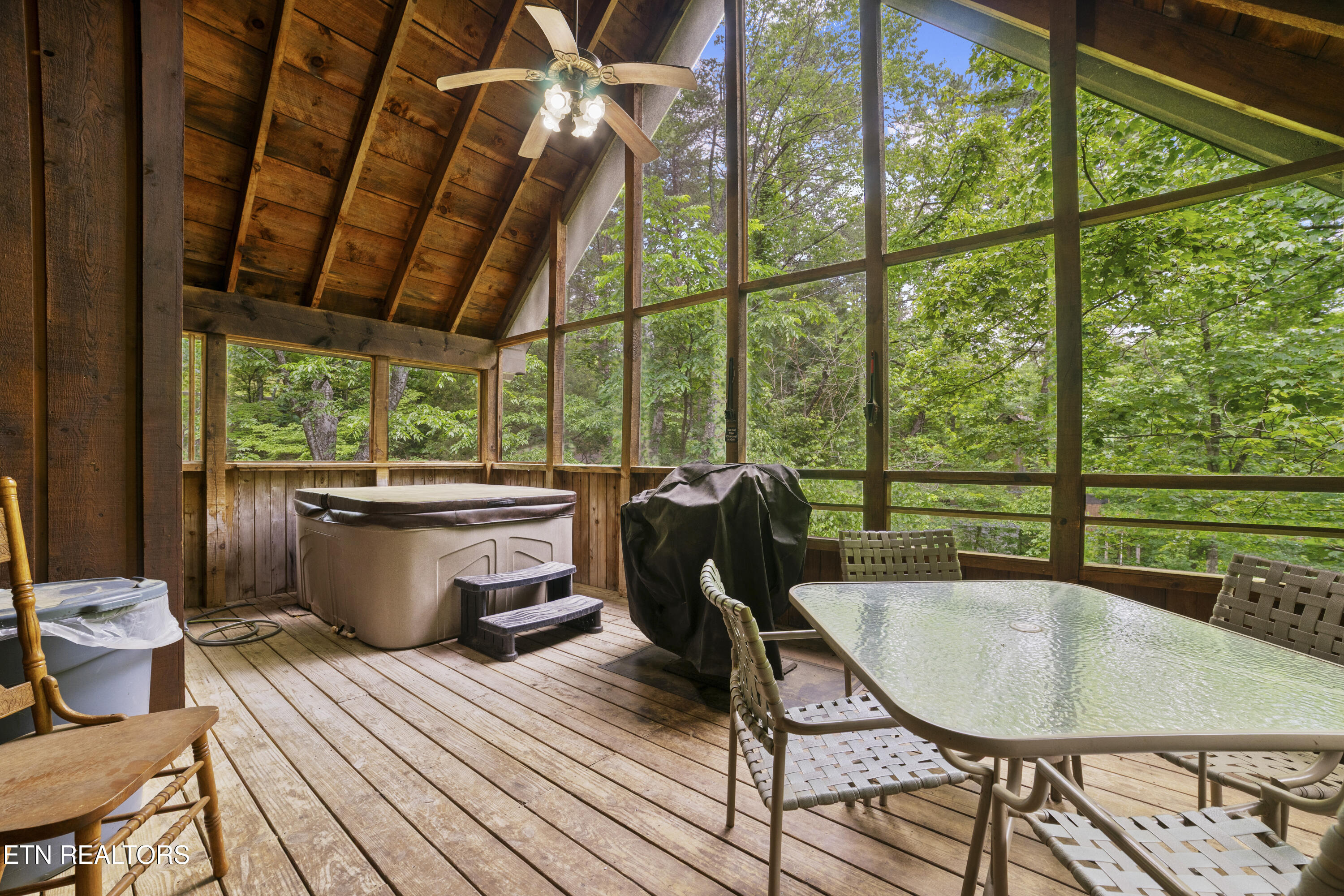 2389 Misty Lane Sevierville TN 37876