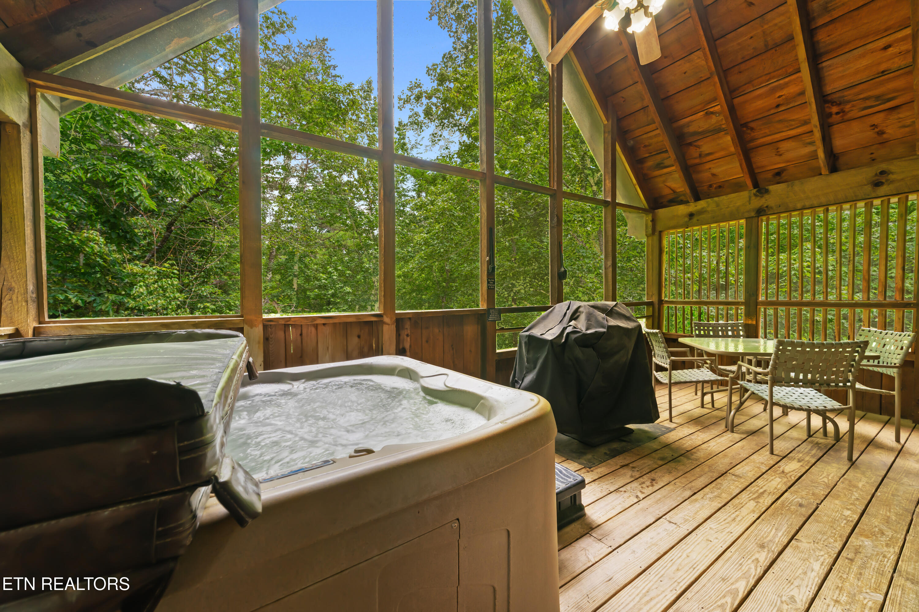2389 Misty Lane Sevierville TN 37876