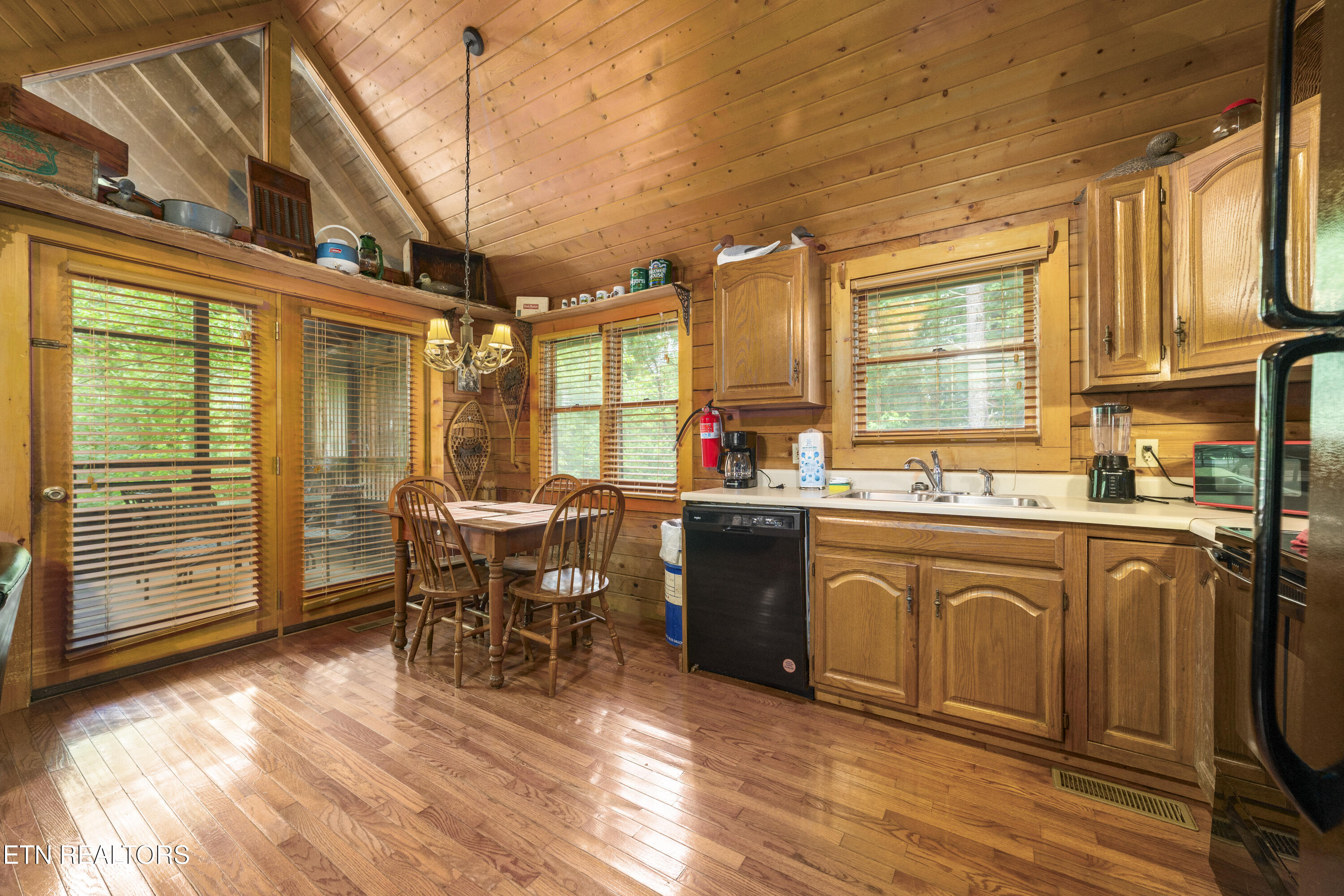 2389 Misty Lane Sevierville TN 37876