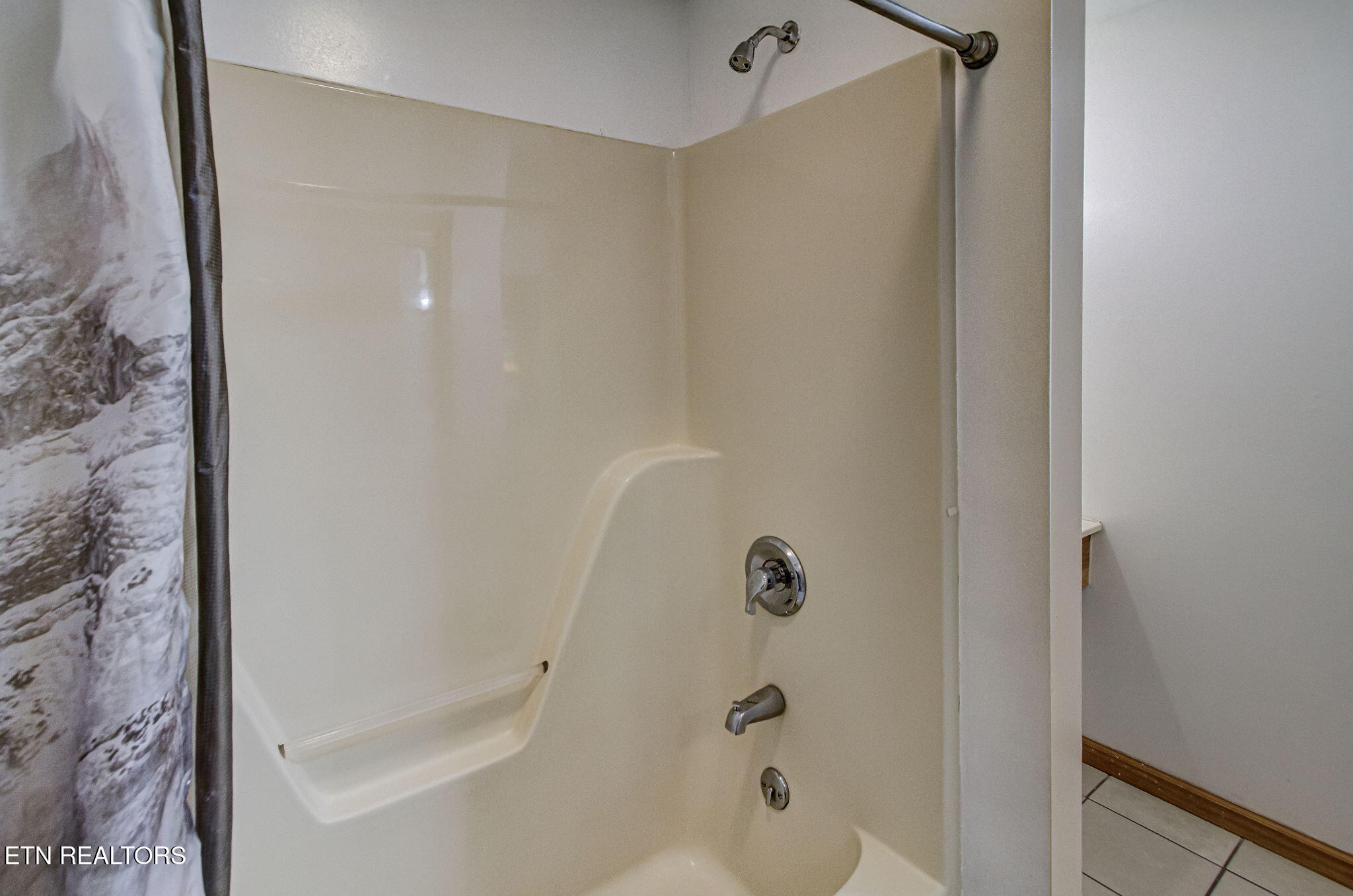 216 Whaley Drive Gatlinburg TN 37738