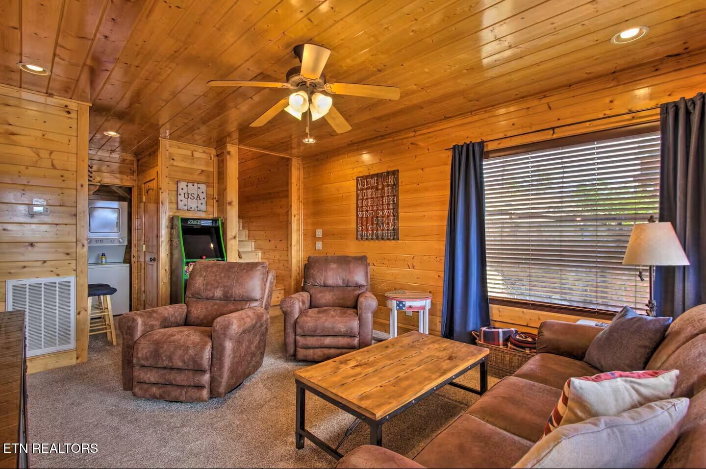 2310 Top Of The World Drive Sevierville TN 37876