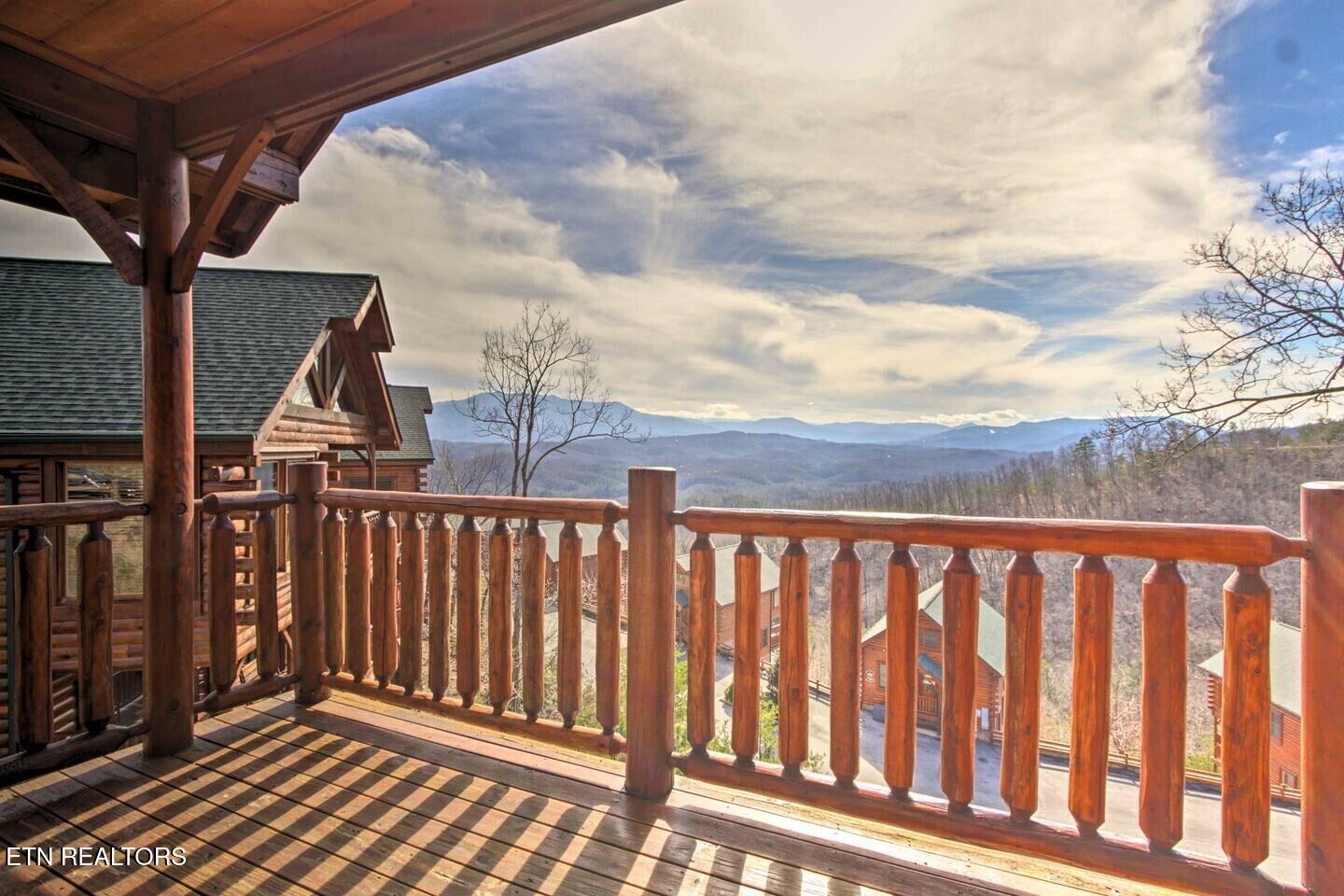 2310 Top Of The World Drive Sevierville TN 37876