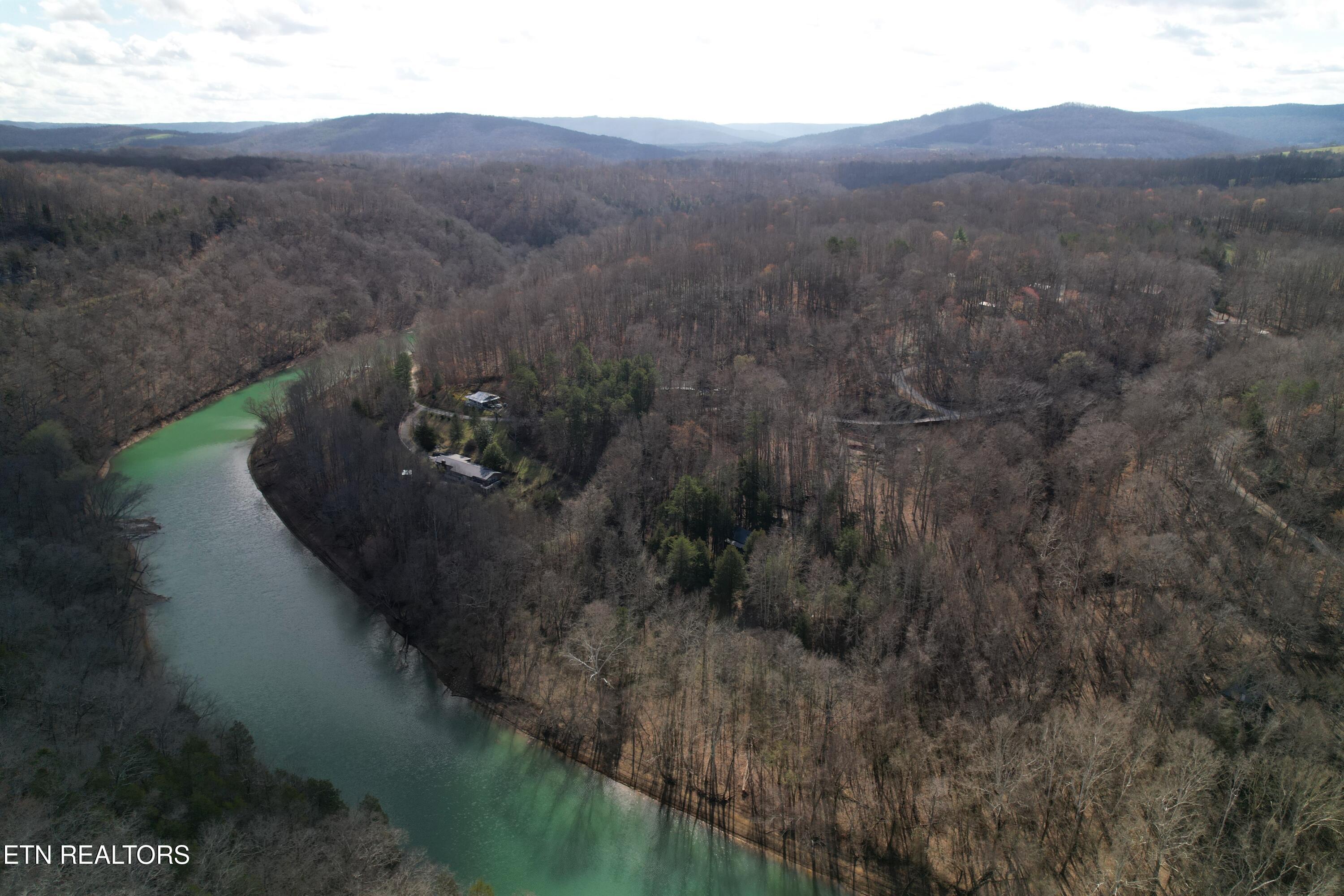 105 River Lane Jamestown TN 38556